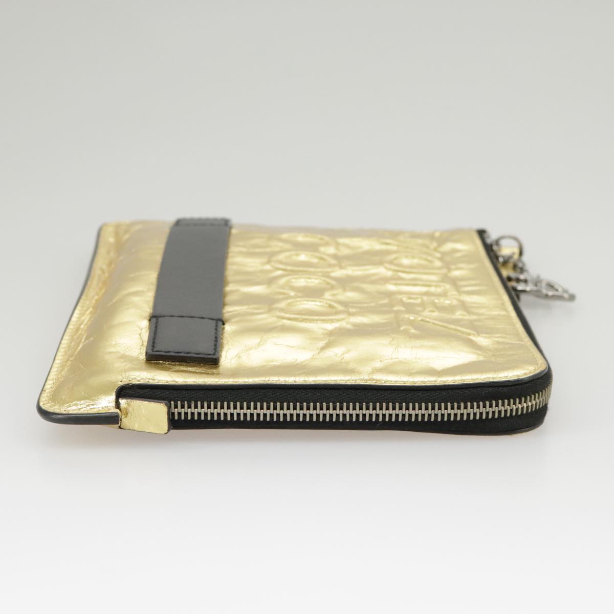 CHANEL Clutch Bag Leather Gold CC Auth 100730