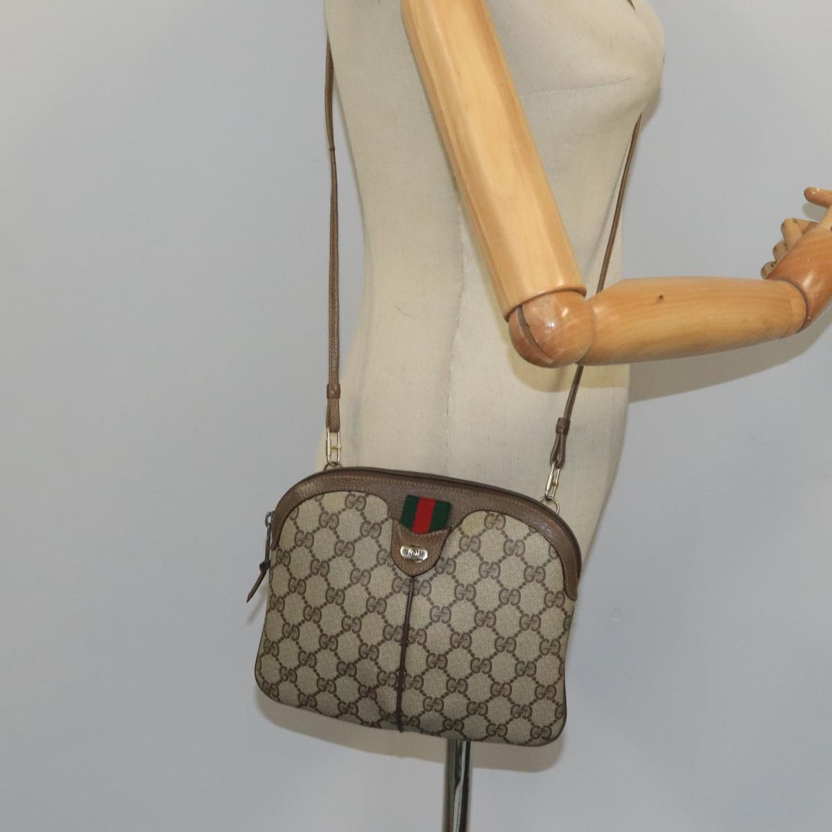 GUCCI GG Supreme Web Sherry Line Shoulder Bag PVC Beige 904 02 043 Auth 100766