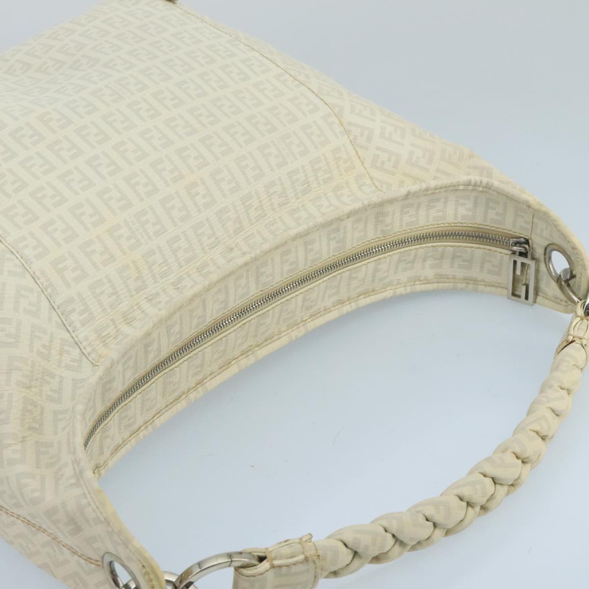 FENDI Zucchino Canvas Shoulder Bag White Auth 100795