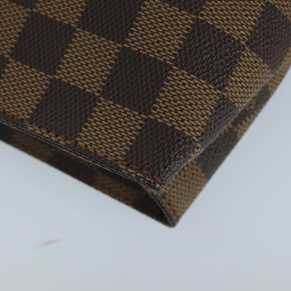 LOUIS VUITTON Damier Ebene Poche Toilette 26 Pouch N47543 LV Auth 100797