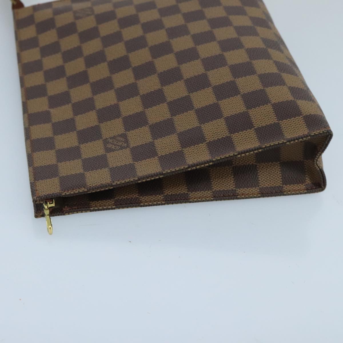 LOUIS VUITTON Damier Ebene Poche Toilette 26 Pouch N47543 LV Auth 100797