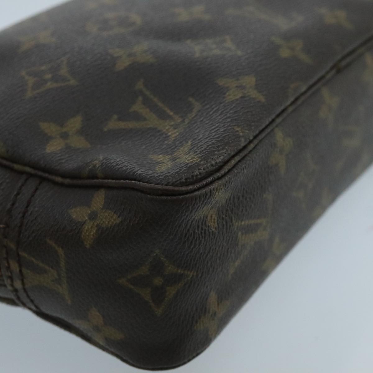 LOUIS VUITTON Monogram Trousse Toilette 23 Clutch Bag M47524 LV Auth 100804