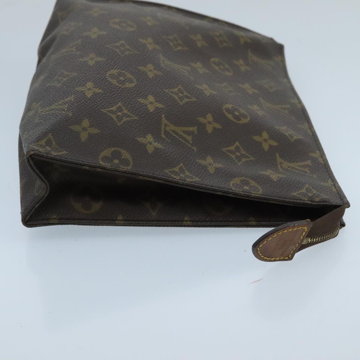 LOUIS VUITTON Monogram Poche Toilette 26 Pouch M47542 LV Auth 100805