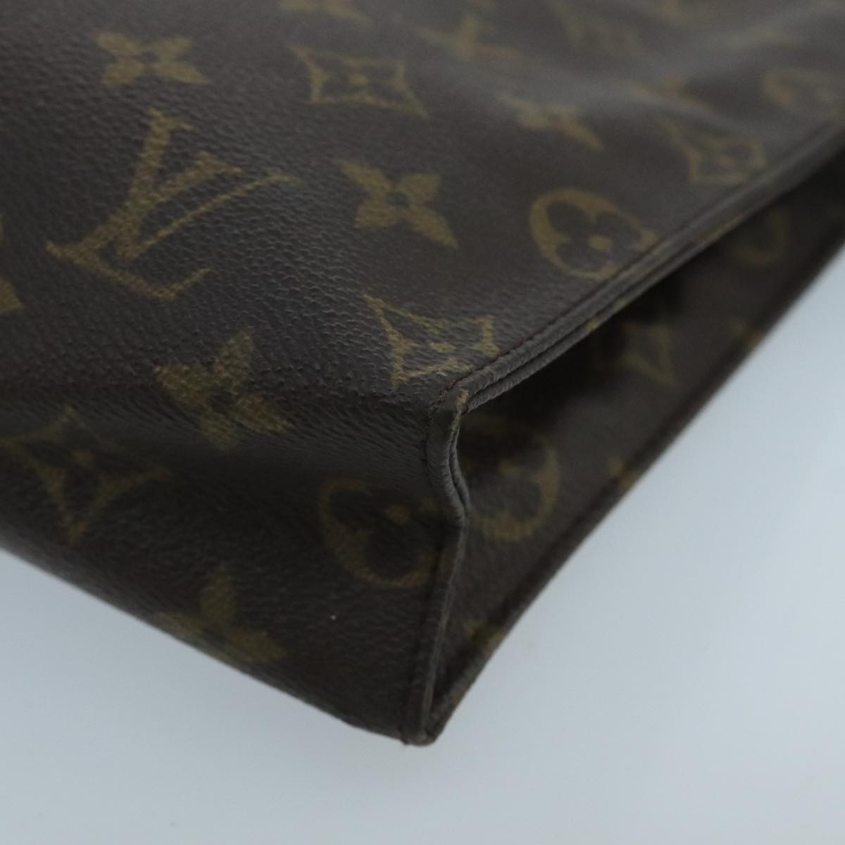 LOUIS VUITTON Monogram Poche Toilette 26 Pouch M47542 LV Auth 100805