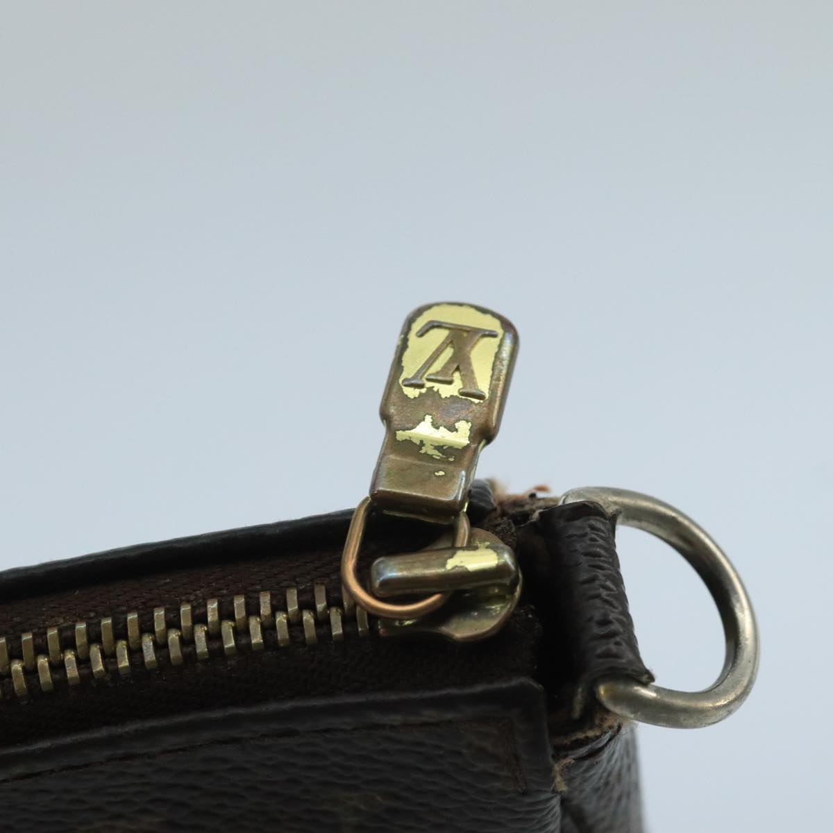 LOUIS VUITTON Monogram Pochette Accessoires Pouch M51980 LV Auth 100807