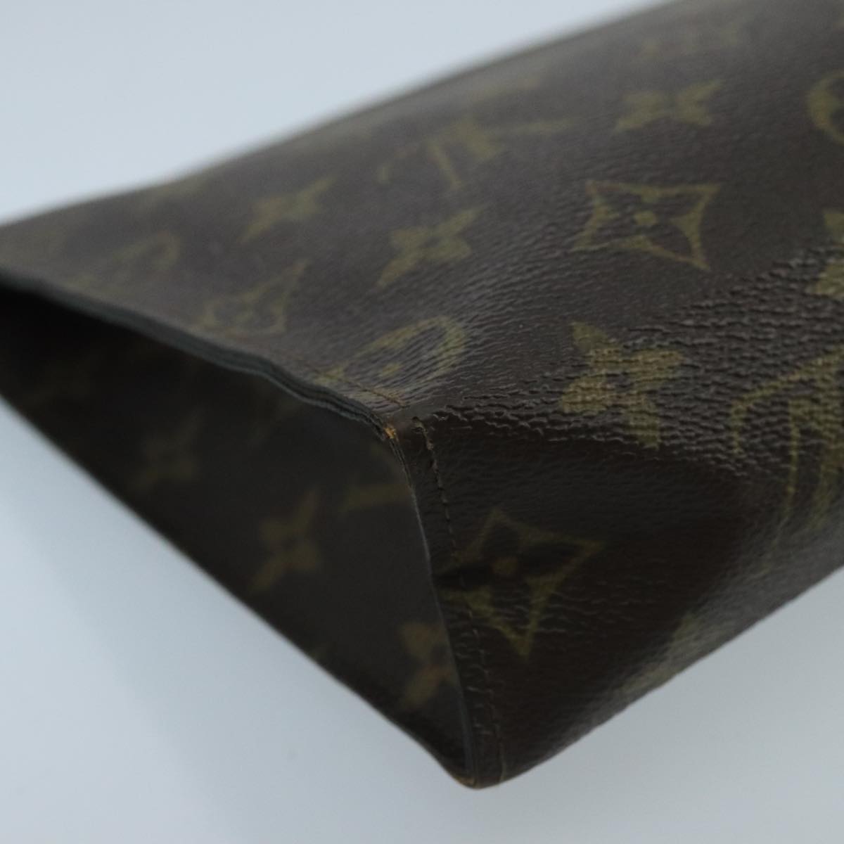 LOUIS VUITTON Monogram Poche Toilette 26 Pouch M47542 LV Auth 100813