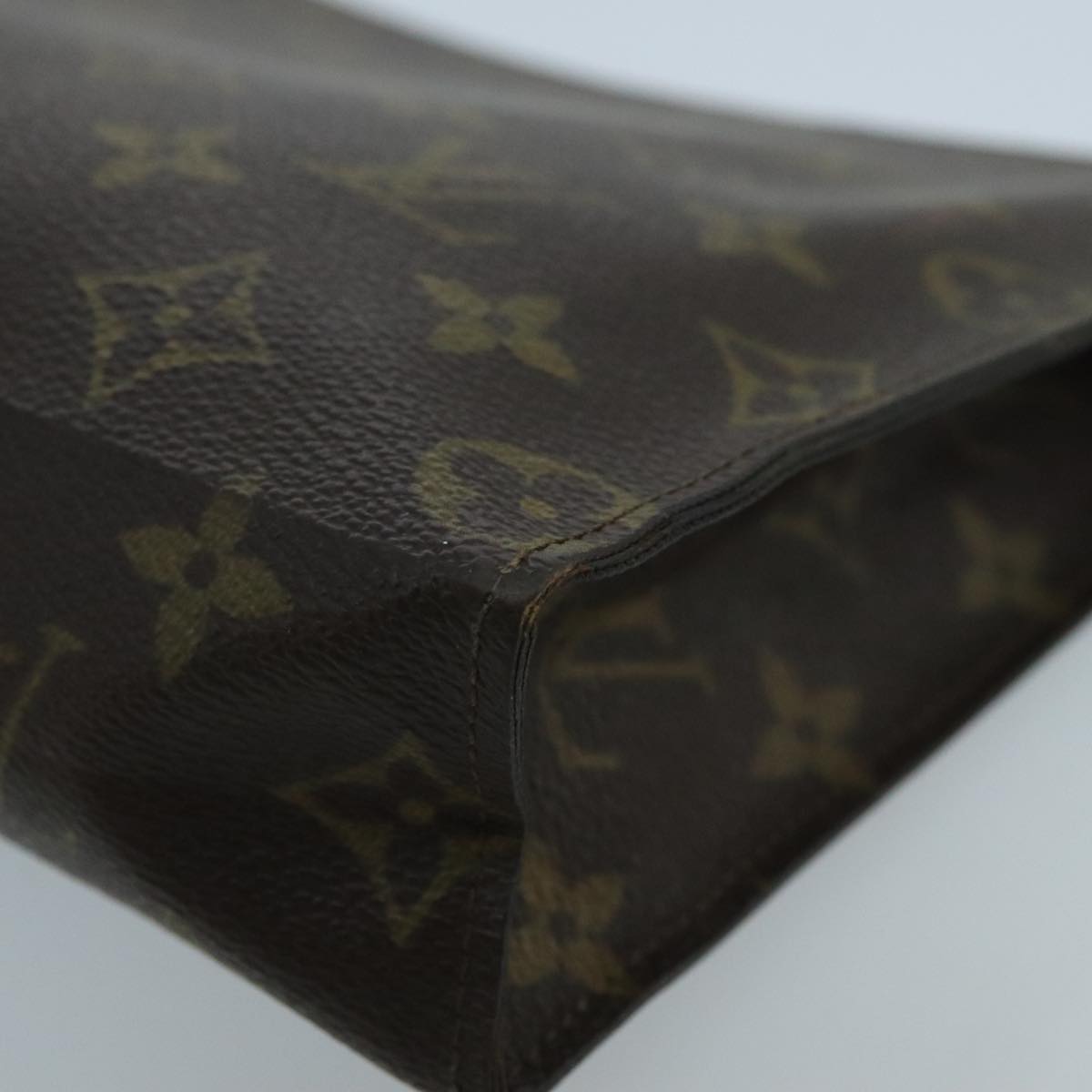 LOUIS VUITTON Monogram Poche Toilette 26 Pouch M47542 LV Auth 100813