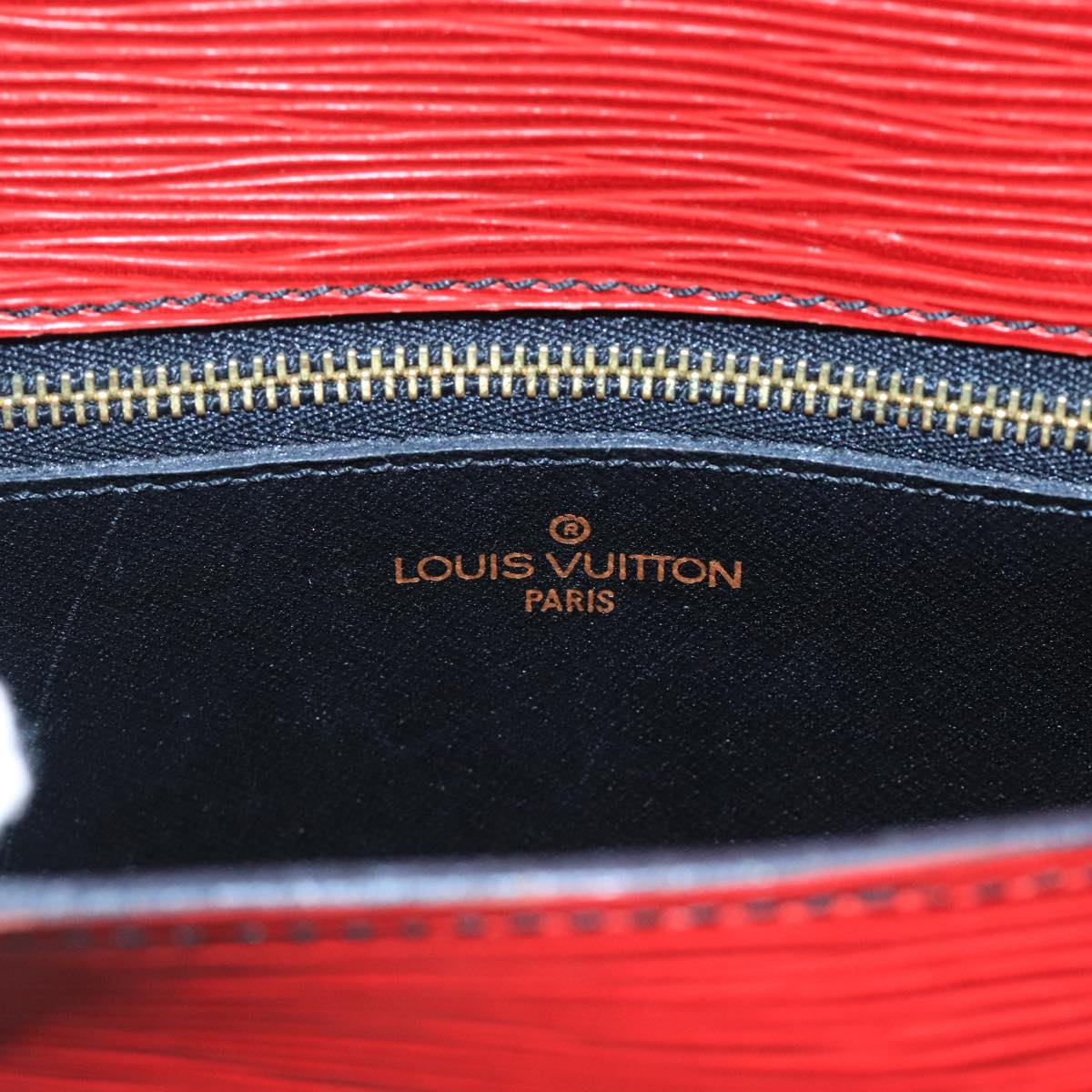 LOUIS VUITTON Epi Saint Cloud GM Shoulder Bag Red M52197 LV Auth 100852