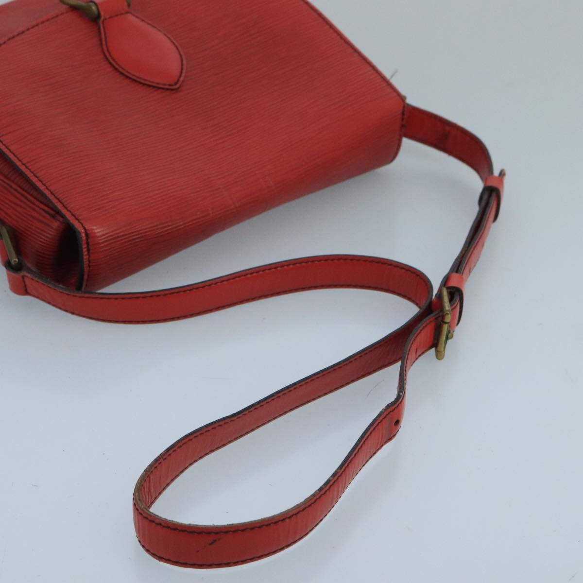 LOUIS VUITTON Epi Saint Cloud GM Shoulder Bag Red M52197 LV Auth 100852