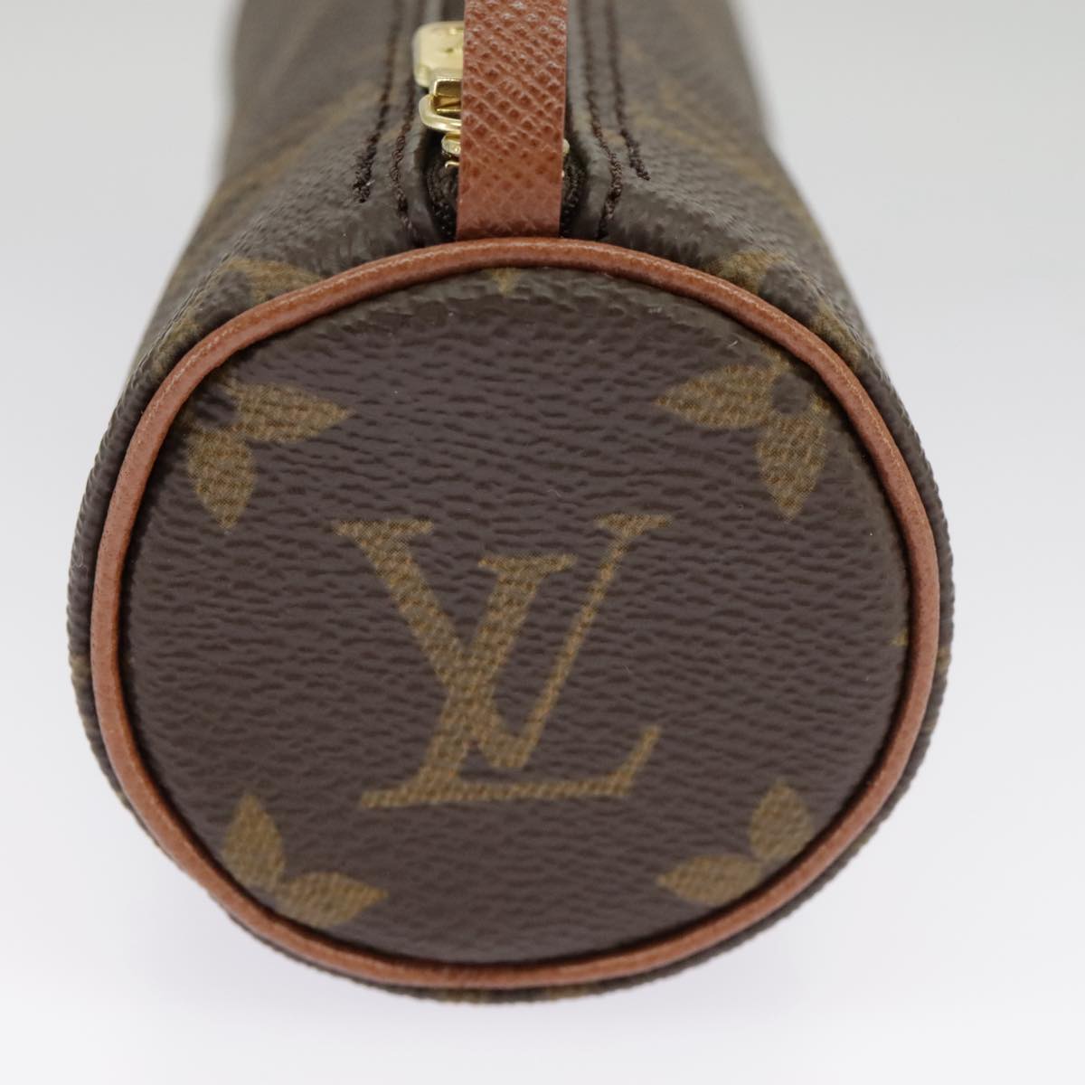 LOUIS VUITTON Monogram Papillon Pouch LV Auth 100966