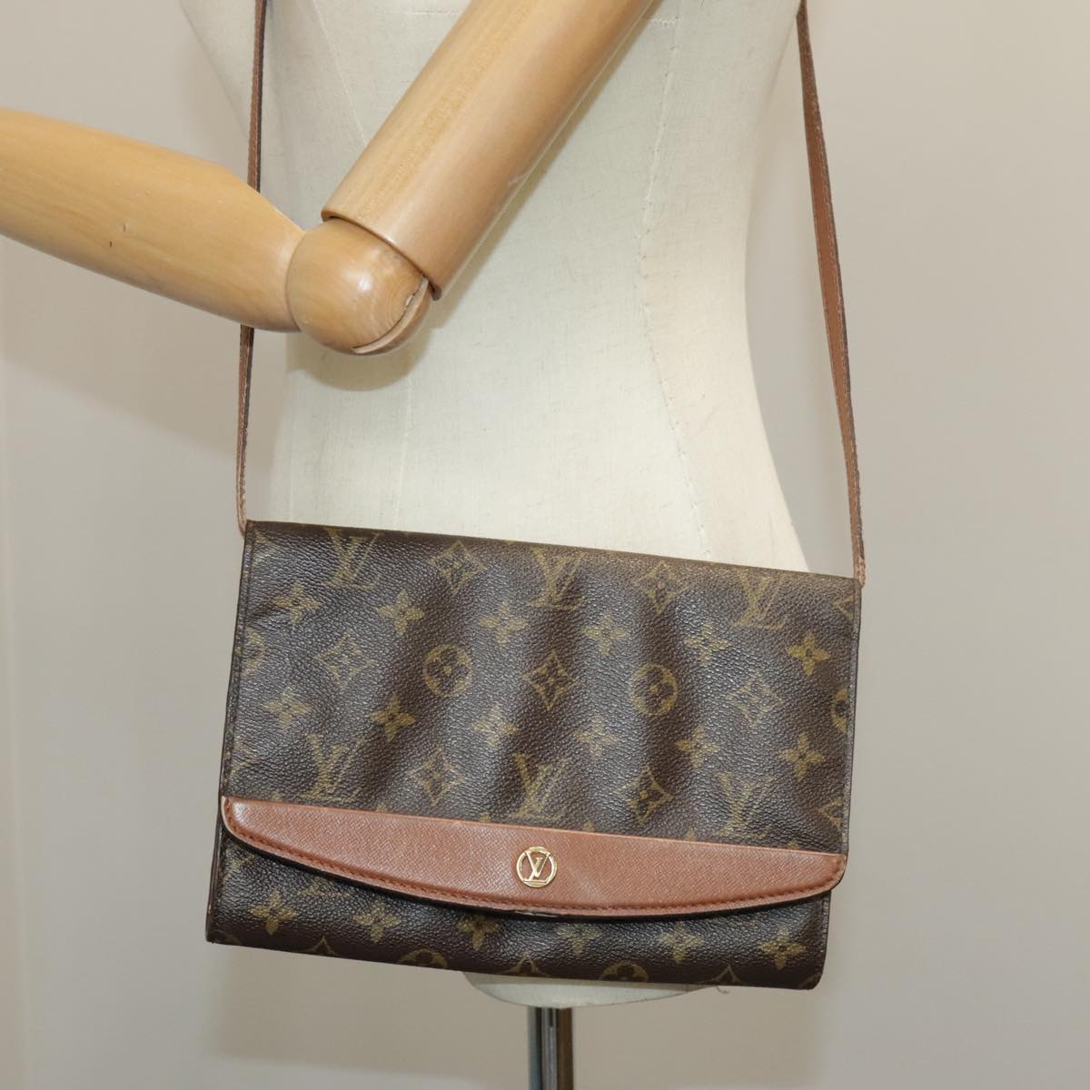 LOUIS VUITTON Monogram Bordeaux 24 Shoulder Bag M51798 LV Auth 101107