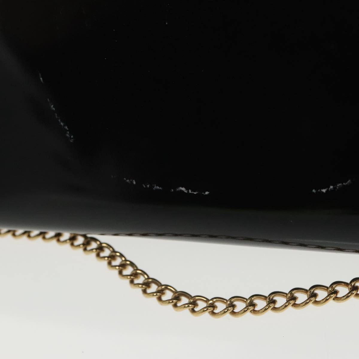 Salvatore Ferragamo Chain Shoulder Bag Enamel Black Gold Auth 101117