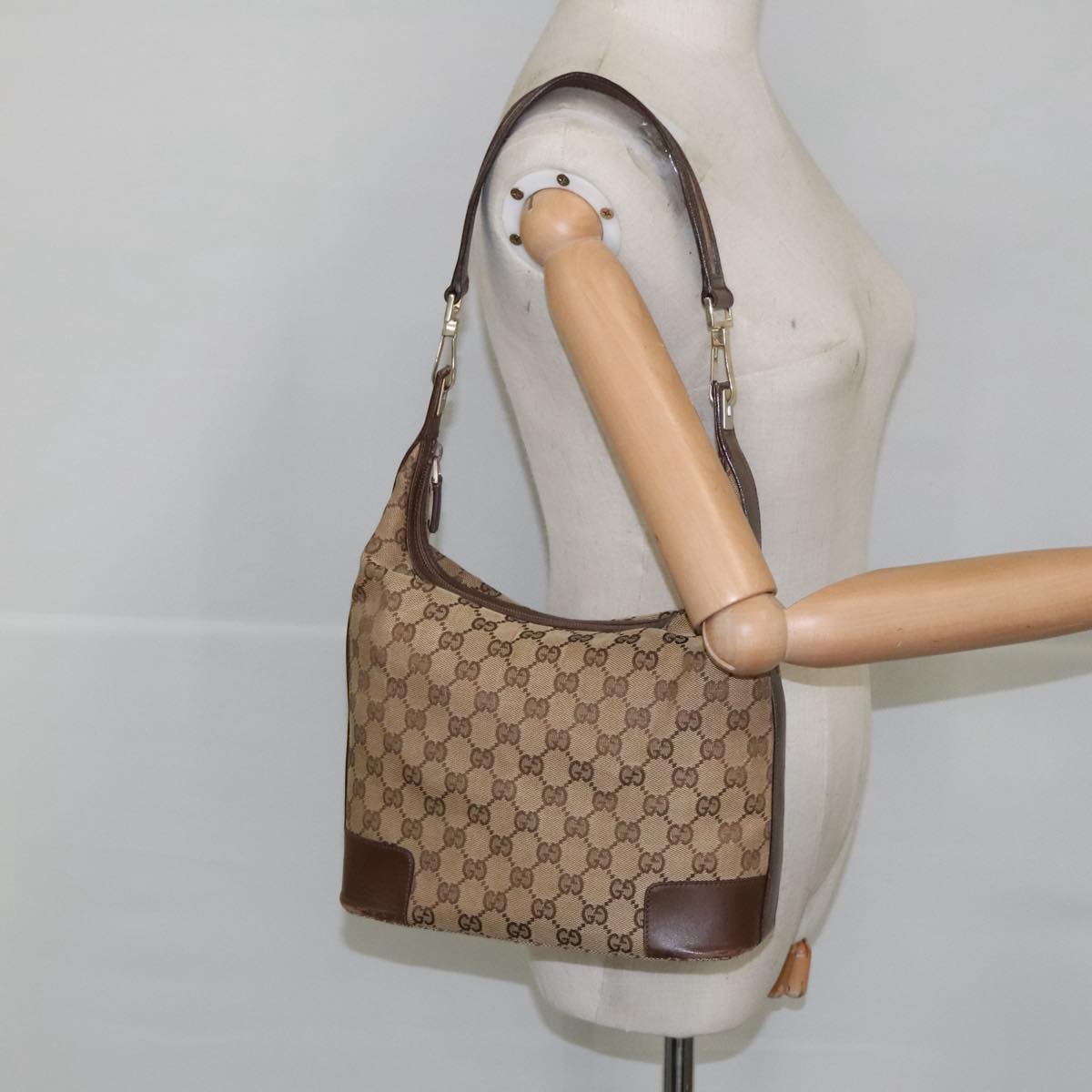 GUCCI GG Canvas Shoulder Bag Beige Gold 001 4204 Auth 101137