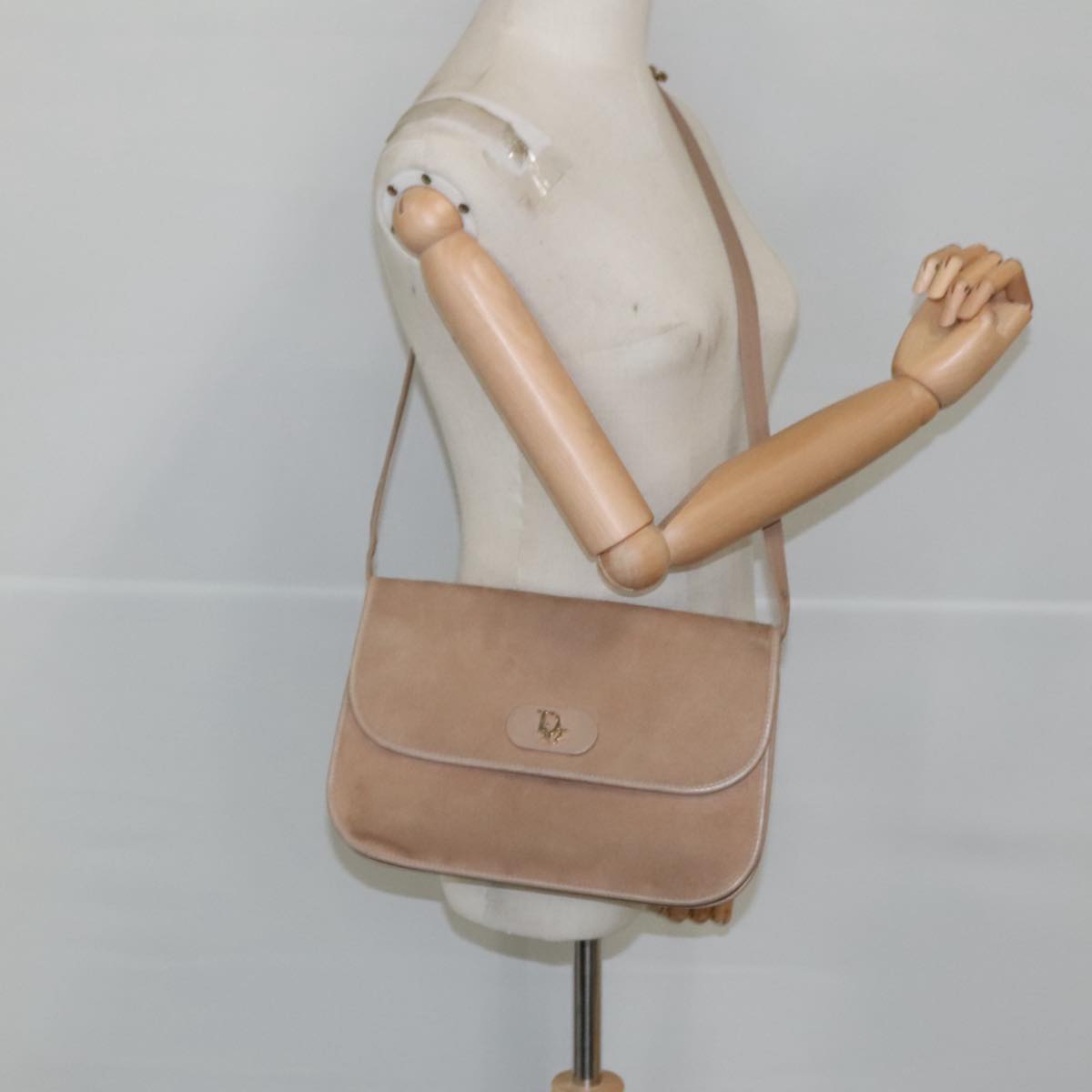 Christian Dior Shoulder Bag Suede Beige Gold Auth 101182