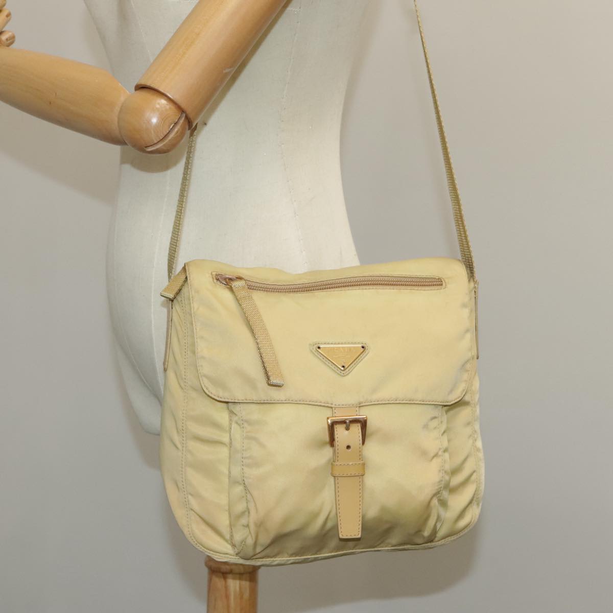 PRADA Shoulder Bag Nylon Beige Auth 101189