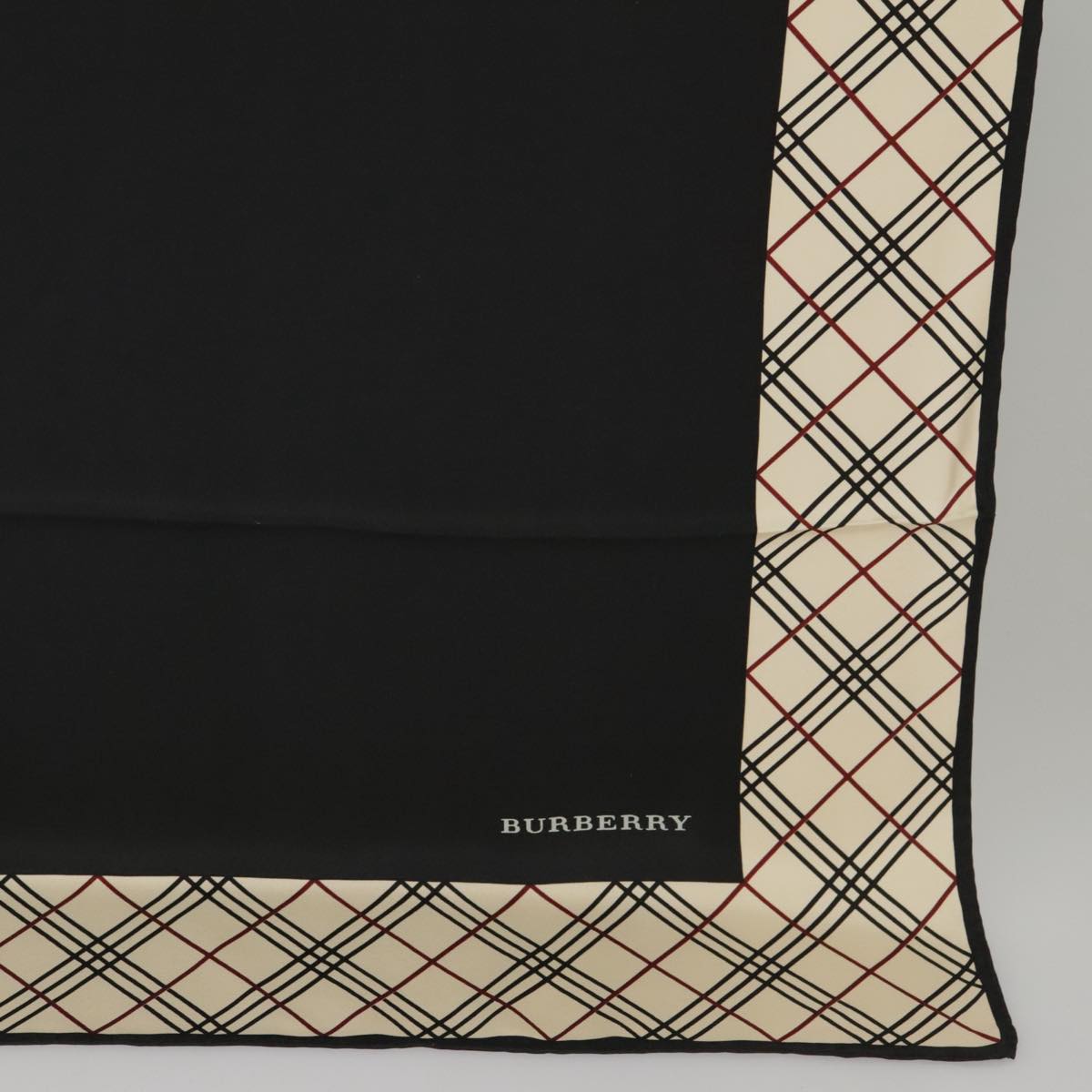 BURBERRY Scarf Silk Black Beige Auth 101199