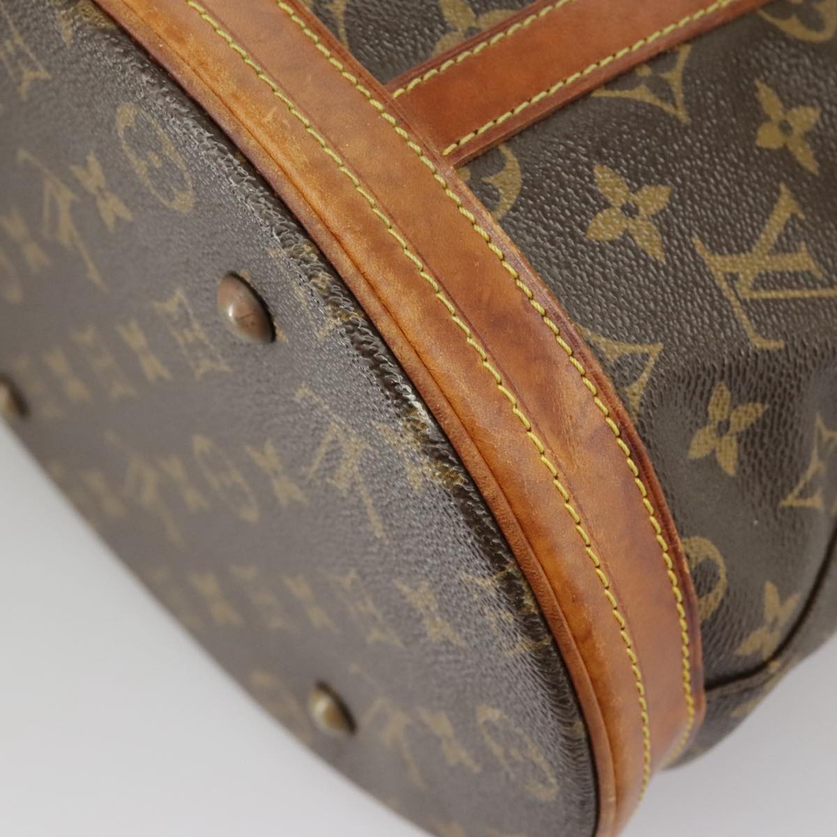 LOUIS VUITTON Monogram Bucket GM Shoulder Bag M42236 LV Auth 101211