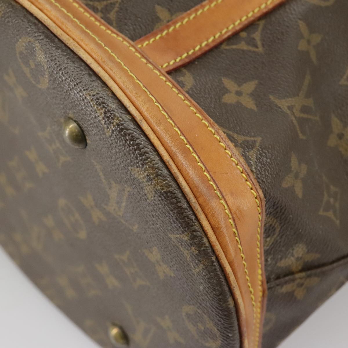 LOUIS VUITTON Monogram Bucket GM Shoulder Bag M42236 LV Auth 101212