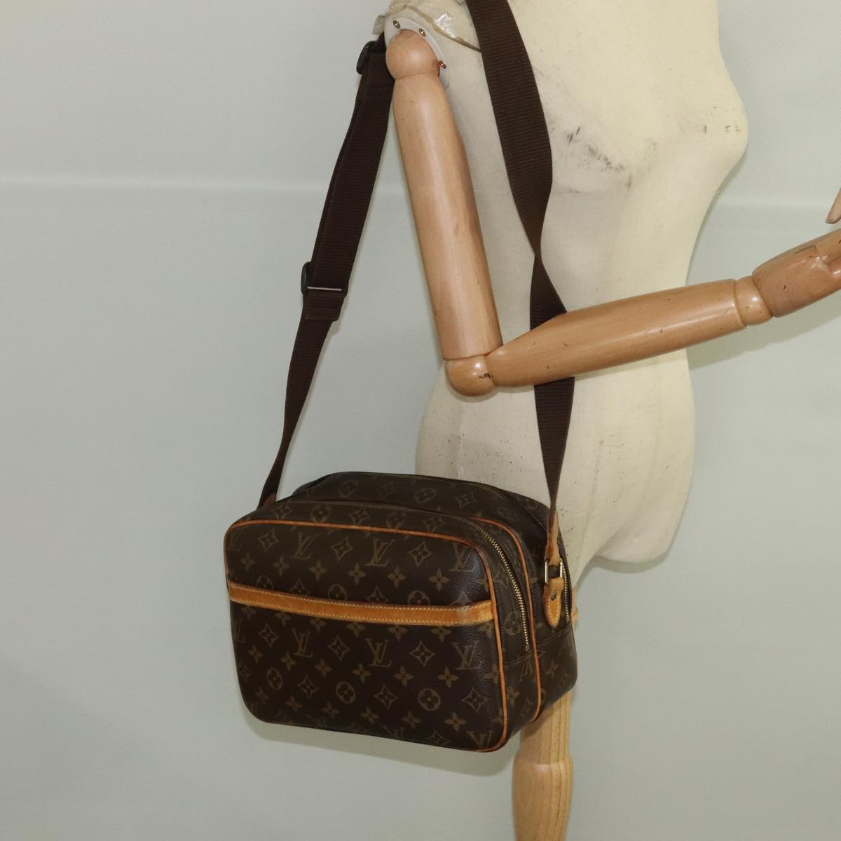 LOUIS VUITTON Monogram Reporter PM Shoulder Bag M45254 LV Auth 101217