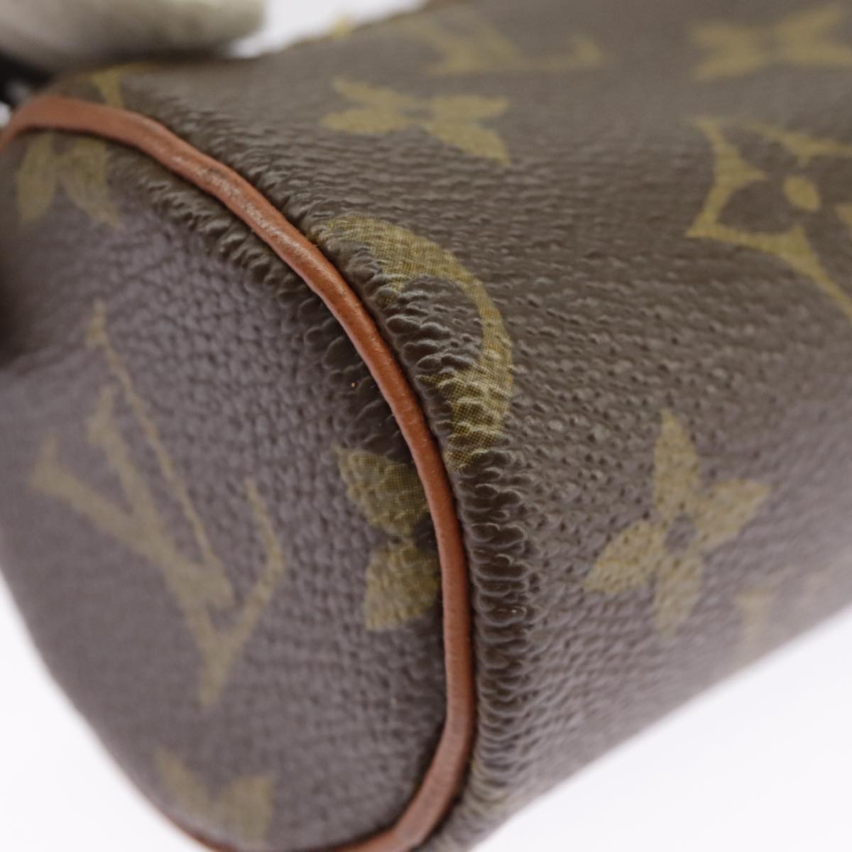 LOUIS VUITTON Monogram Papillon Pouch LV Auth 101228