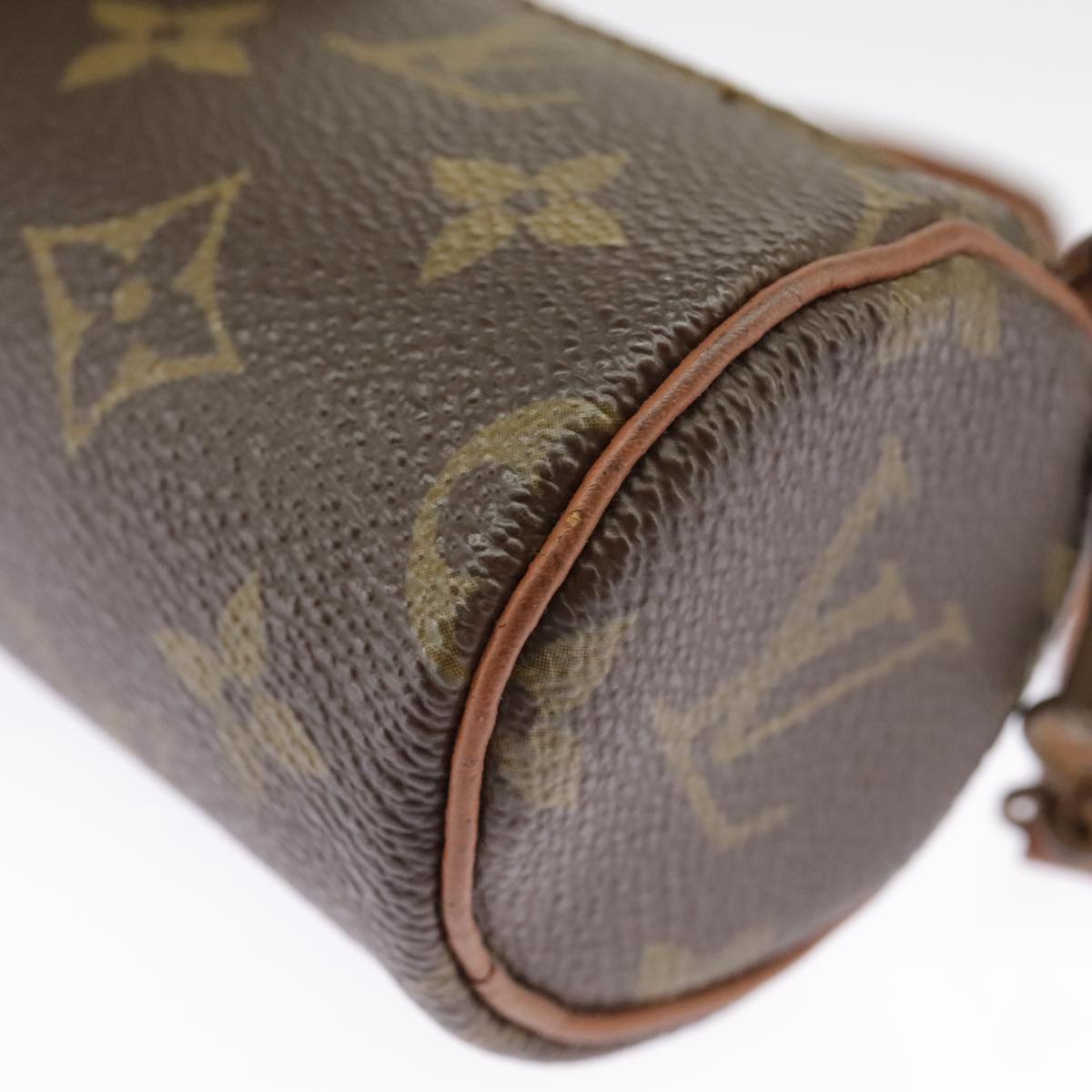 LOUIS VUITTON Monogram Papillon Pouch LV Auth 101228