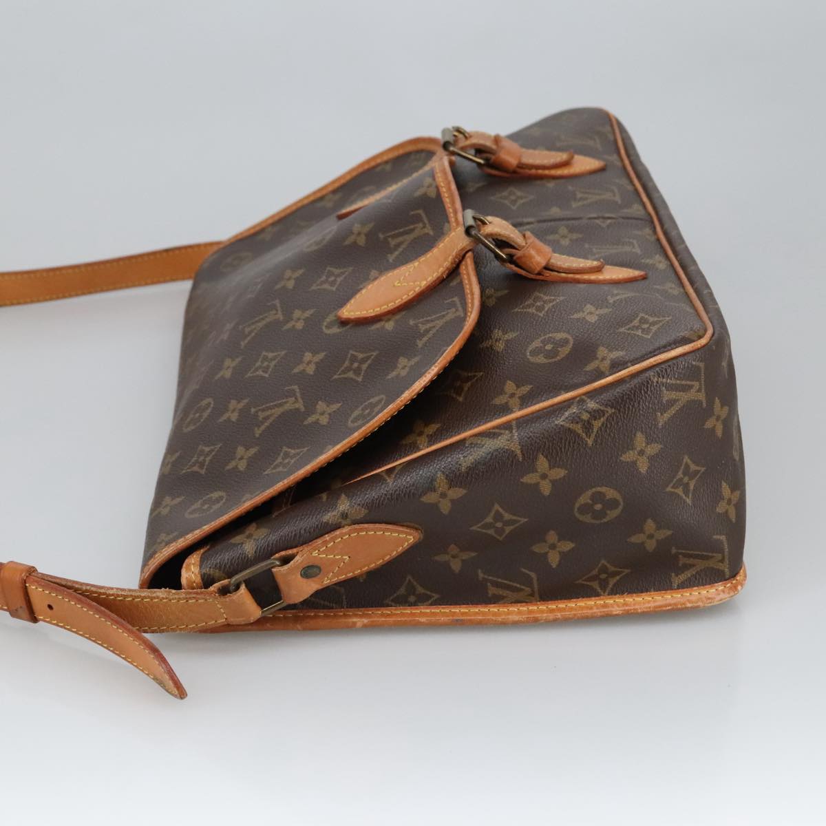 LOUIS VUITTON Monogram Gibeciere GM Shoulder Bag M42246 LV Auth 101251