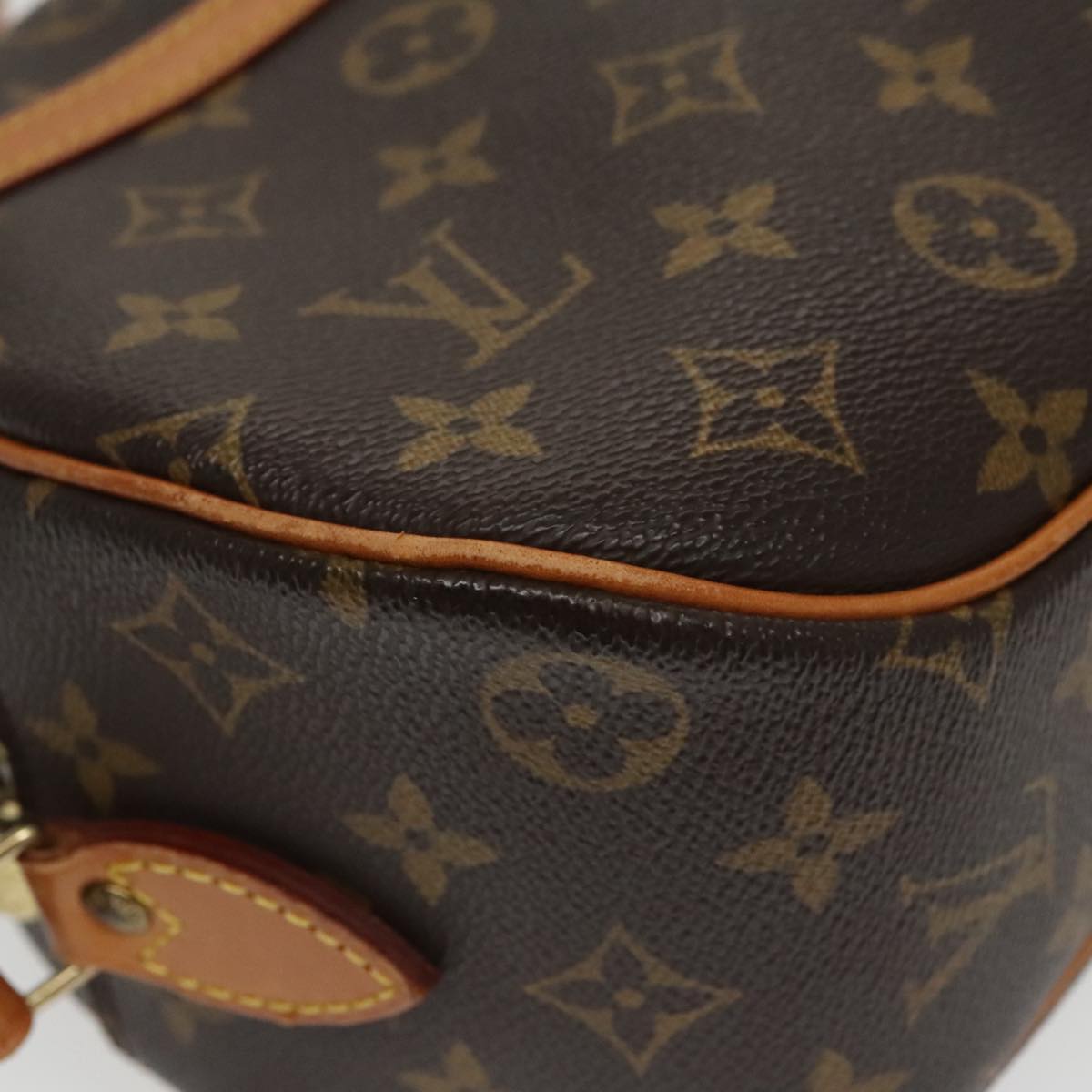 LOUIS VUITTON Monogram Blois Shoulder Bag M51221 LV Auth 101253