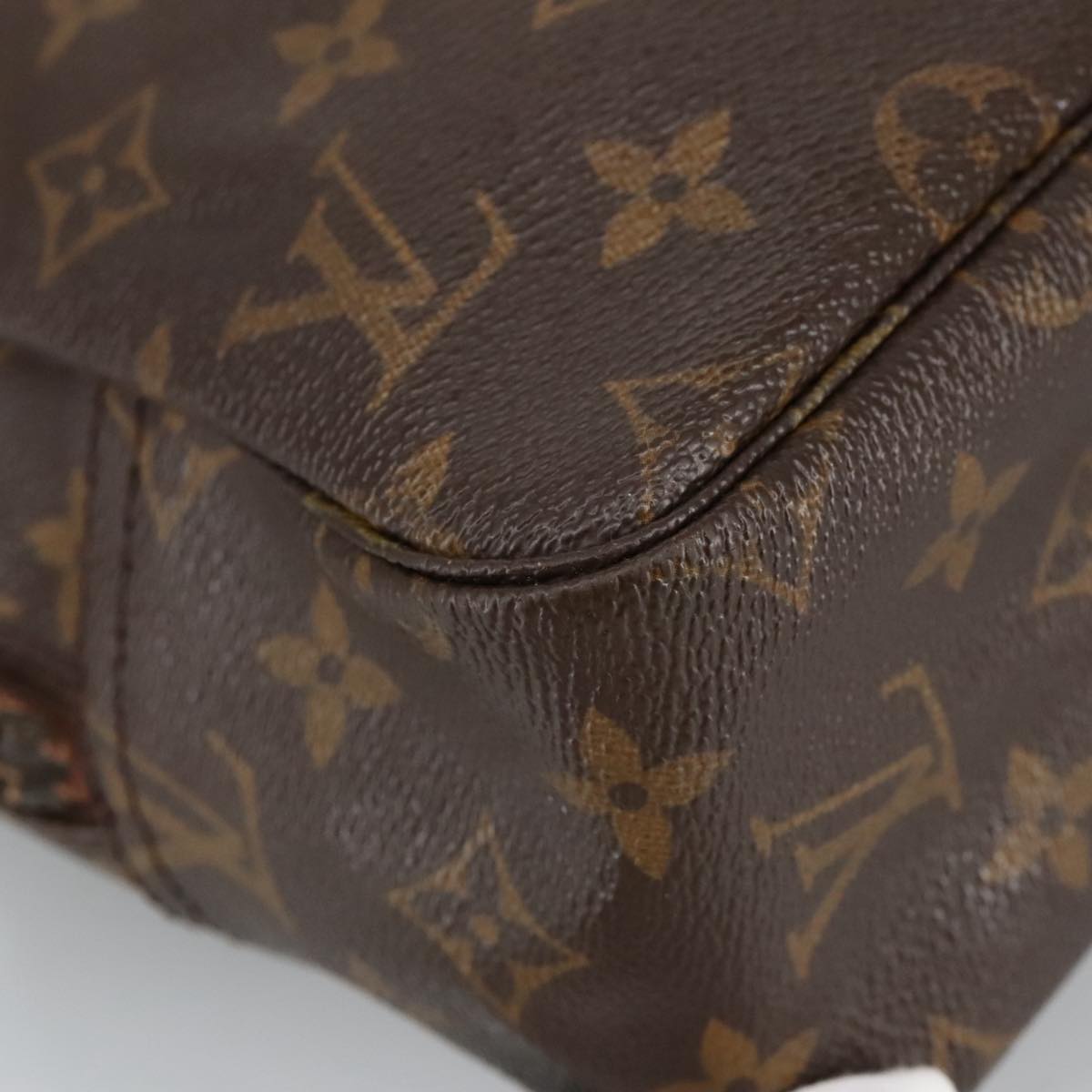 LOUIS VUITTON Monogram Trousse Toilette 28 Clutch Bag M47522 LV Auth 101286