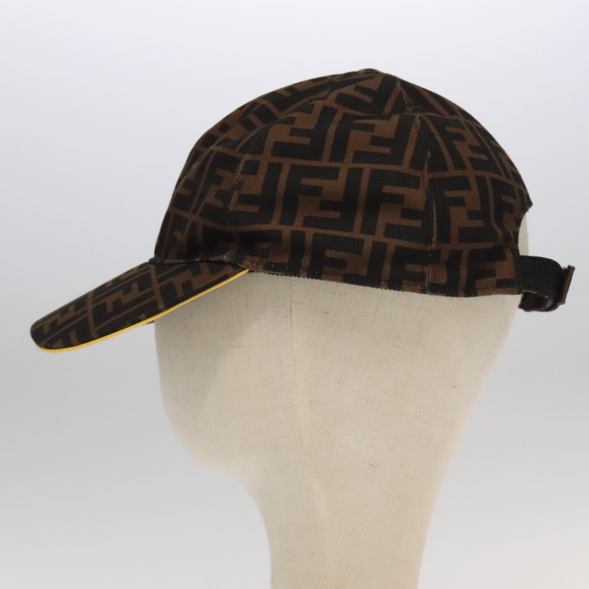 FENDI Zucca Canvas Cap Black Brown Auth 101287