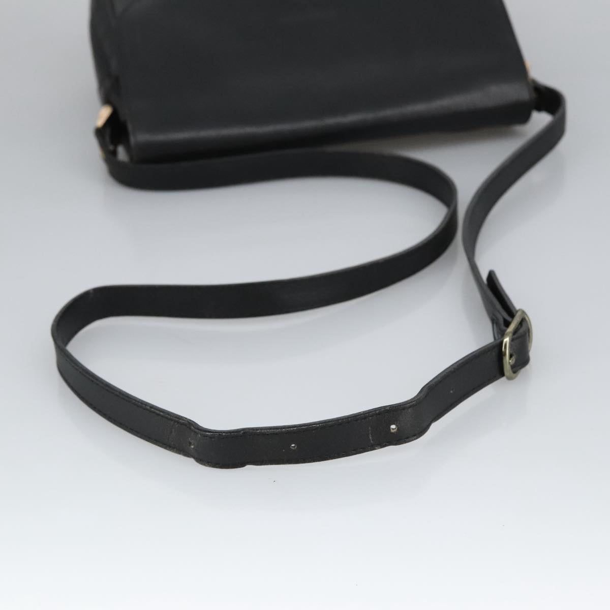 Burberrys Shoulder Bag Leather Black Auth 101289