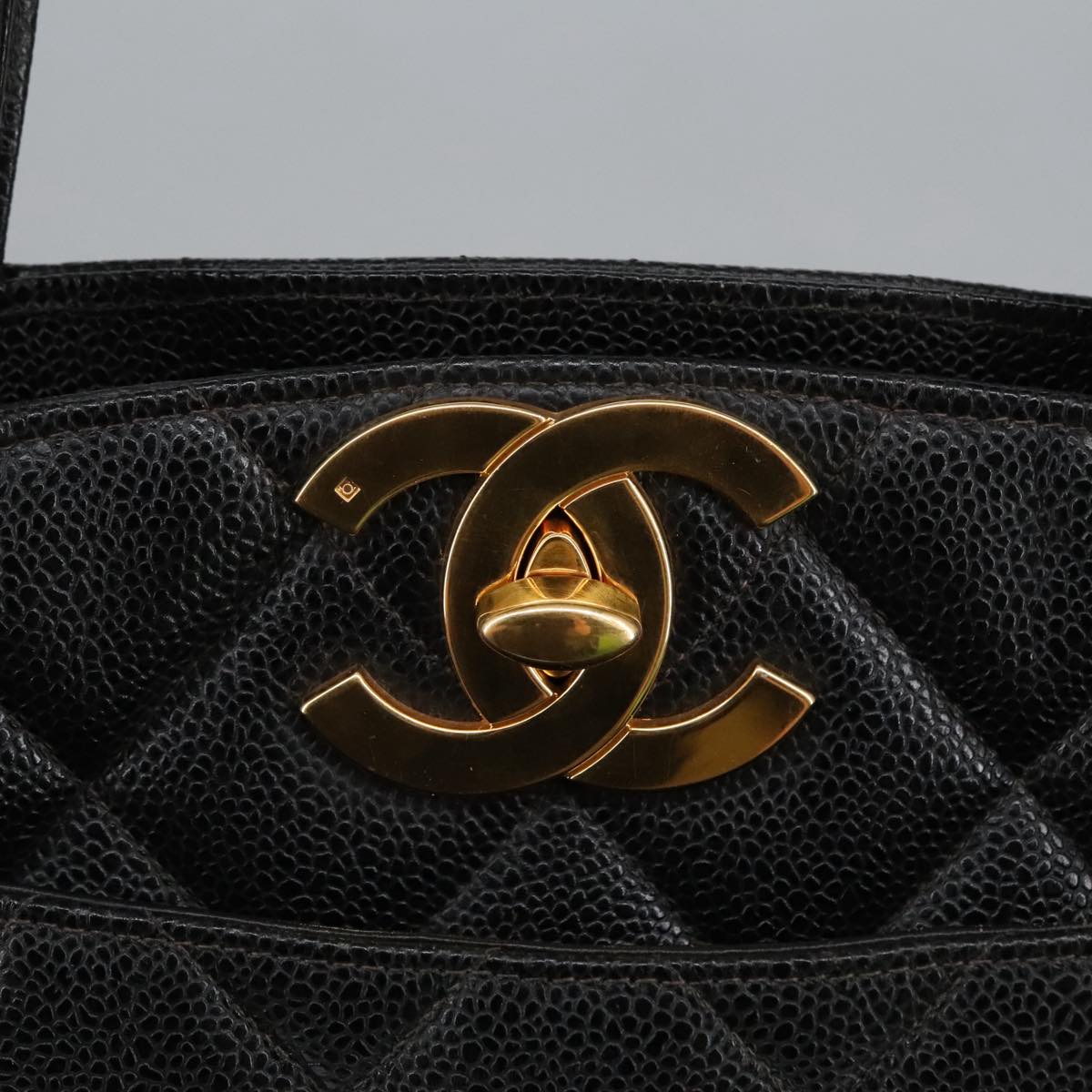 CHANEL Matelasse Hand Bag Caviar Skin Black CC Auth 101307A