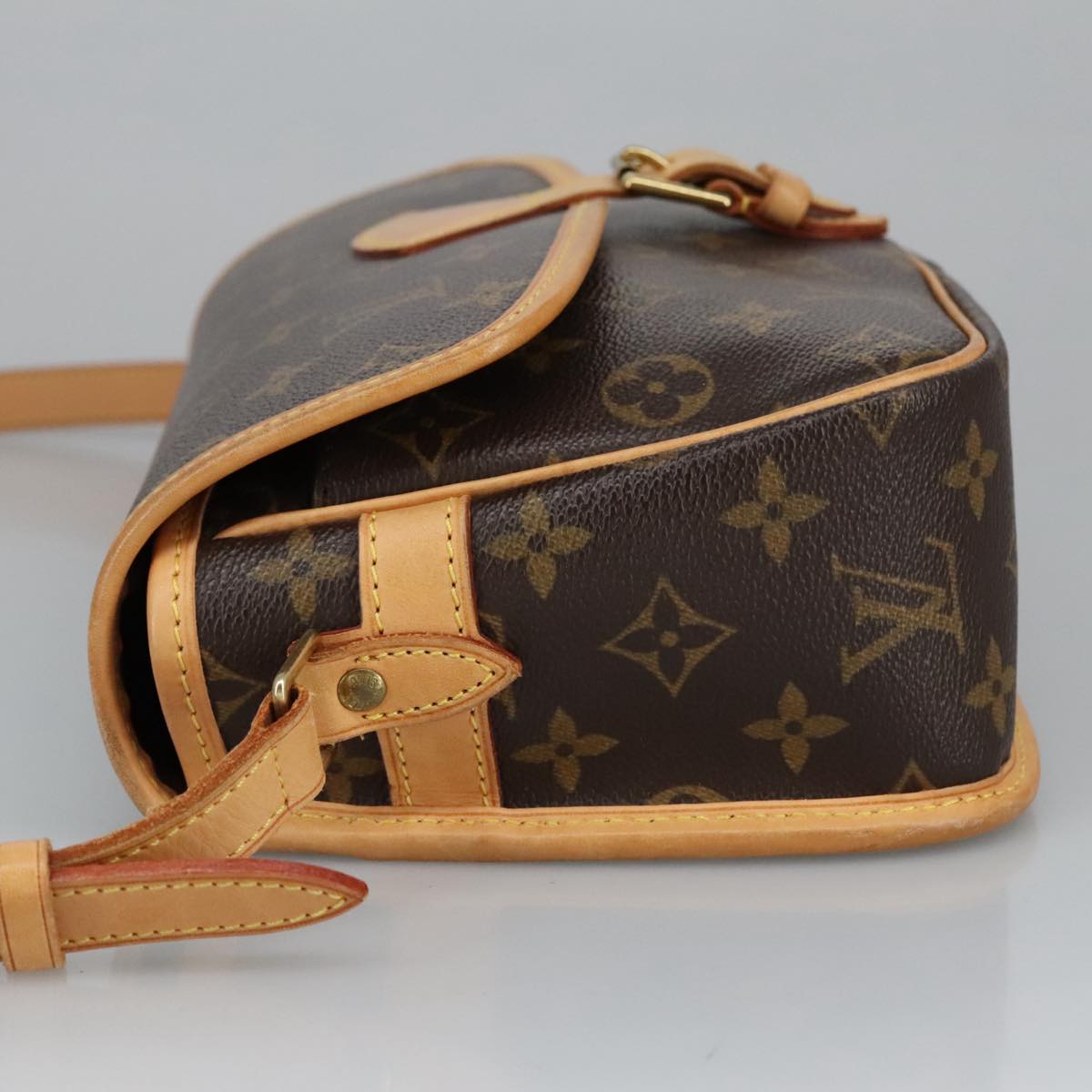 LOUIS VUITTON Monogram Sologne Shoulder Bag M42250 LV Auth 101310A