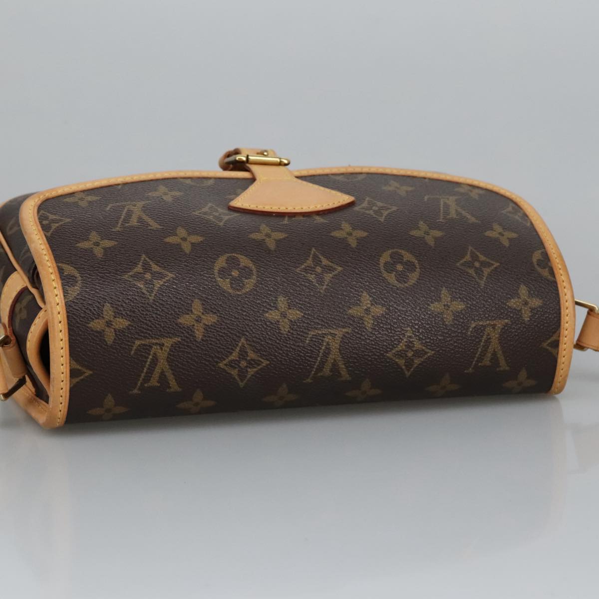 LOUIS VUITTON Monogram Sologne Shoulder Bag M42250 LV Auth 101310A