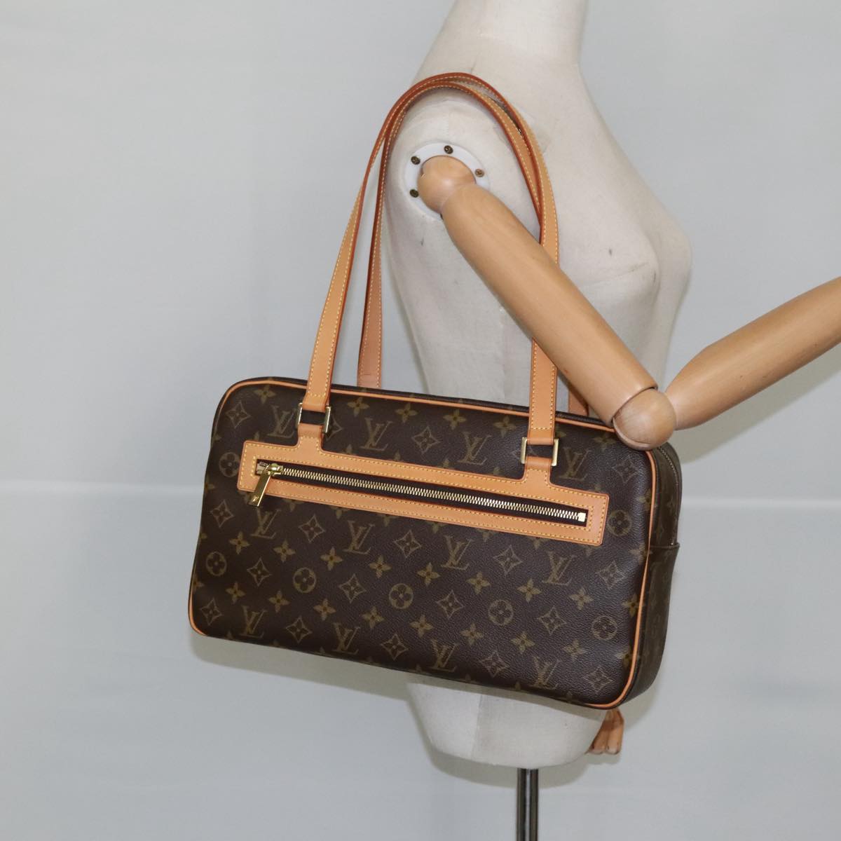 LOUIS VUITTON Monogram Cite GM Hand Bag M51181 LV Auth 101336SA