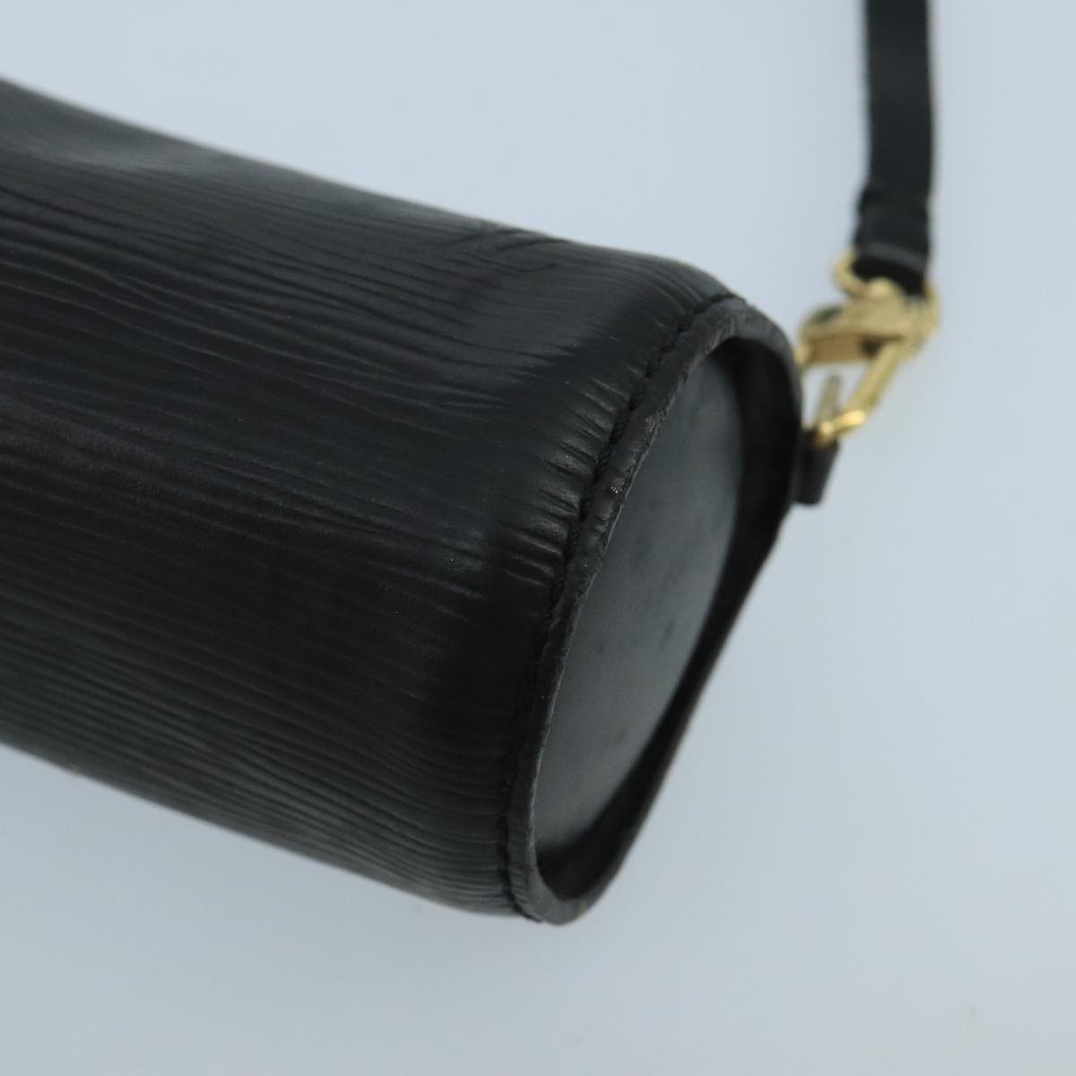 LOUIS VUITTON Epi Soufflot Pouch Black LV Auth 101358