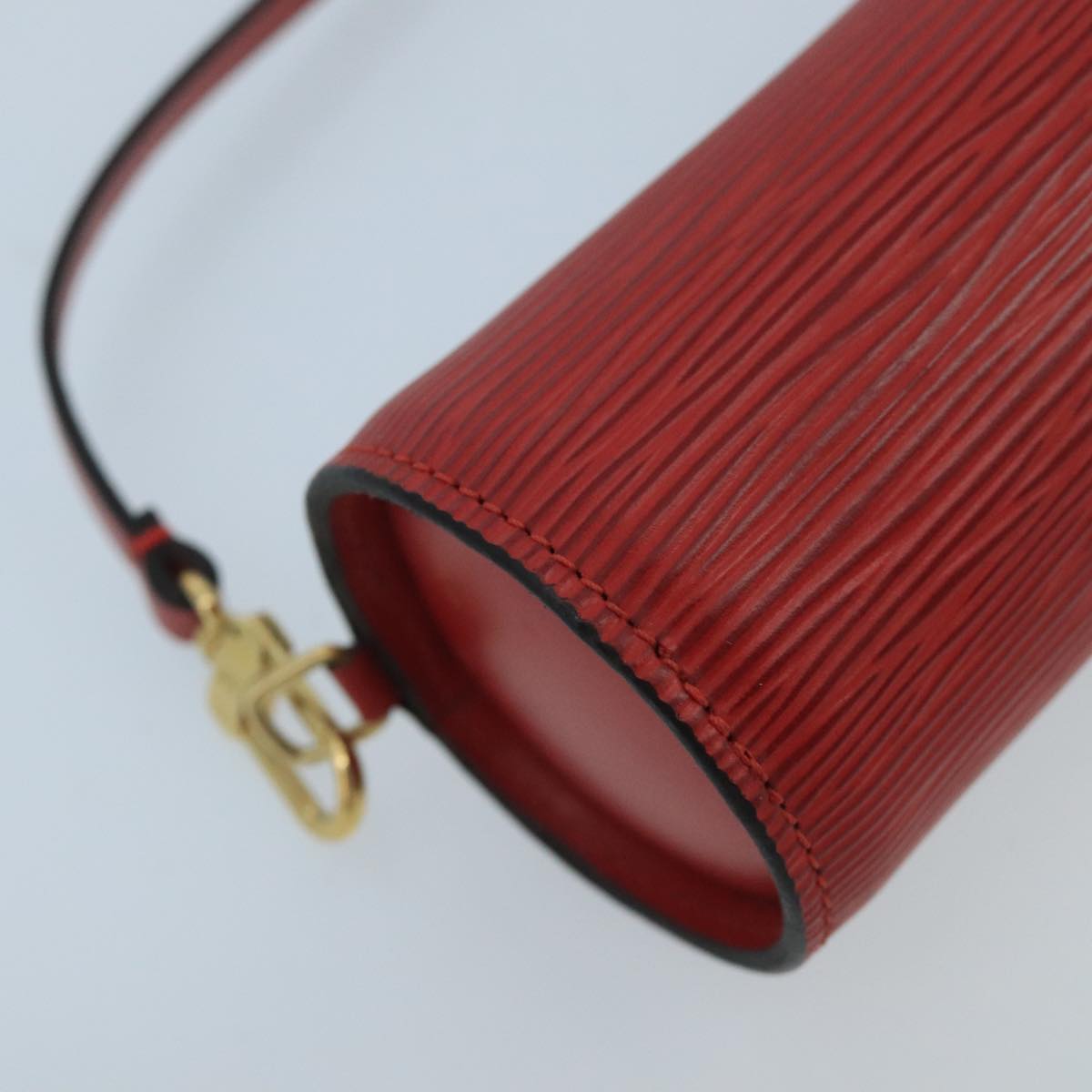 LOUIS VUITTON Epi Soufflot Pouch Accessory Pouch Red LV Auth 101361