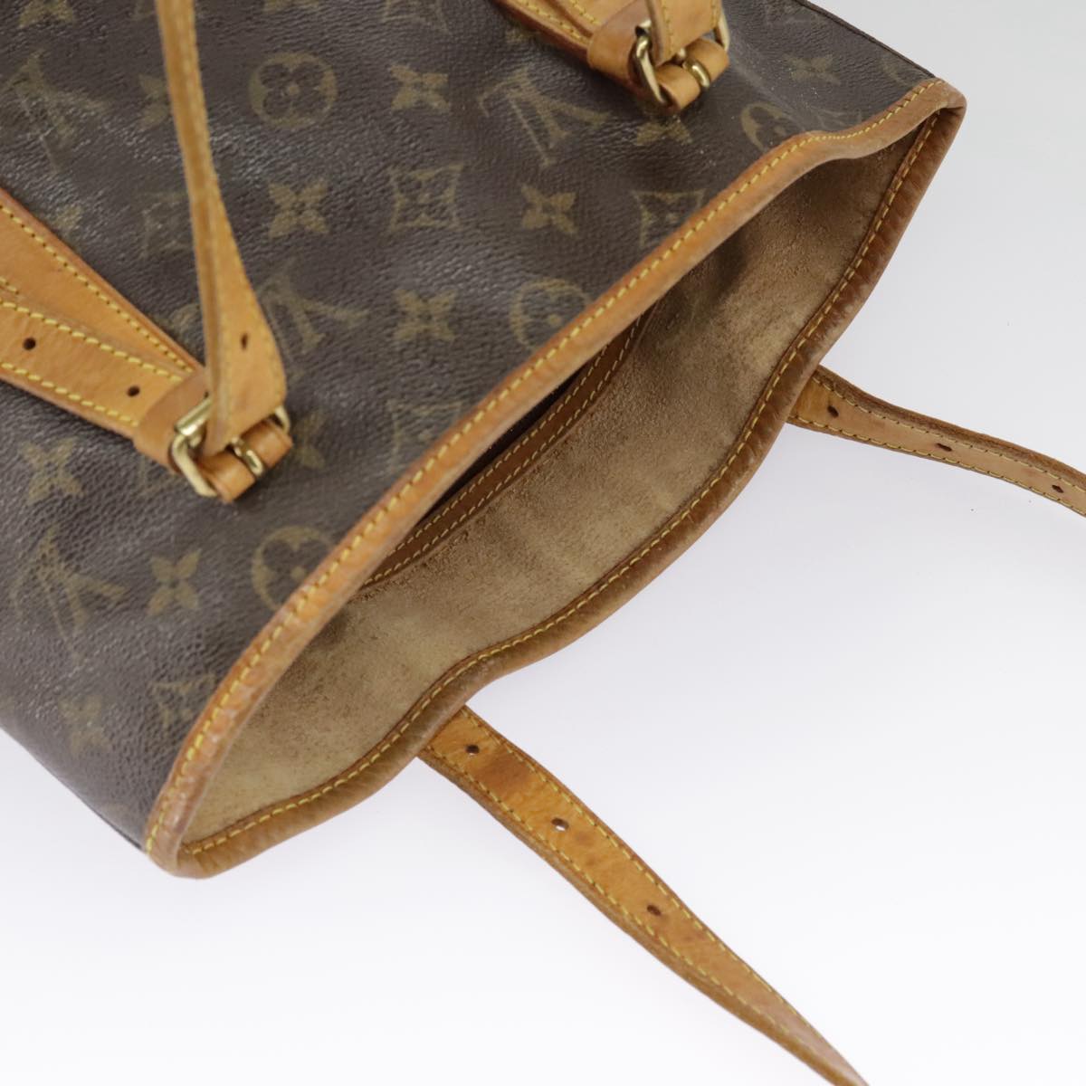 LOUIS VUITTON Monogram Bucket GM Shoulder Bag M42236 LV Auth 101527