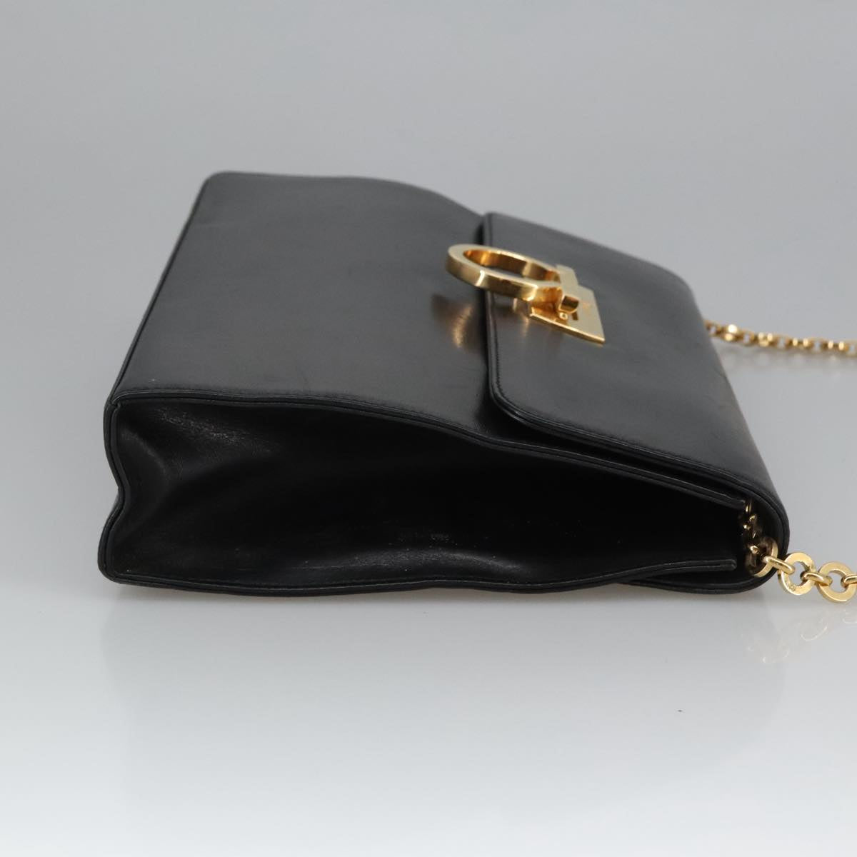 Salvatore Ferragamo Gancini Chain Shoulder Bag Leather Black Gold Auth 102075