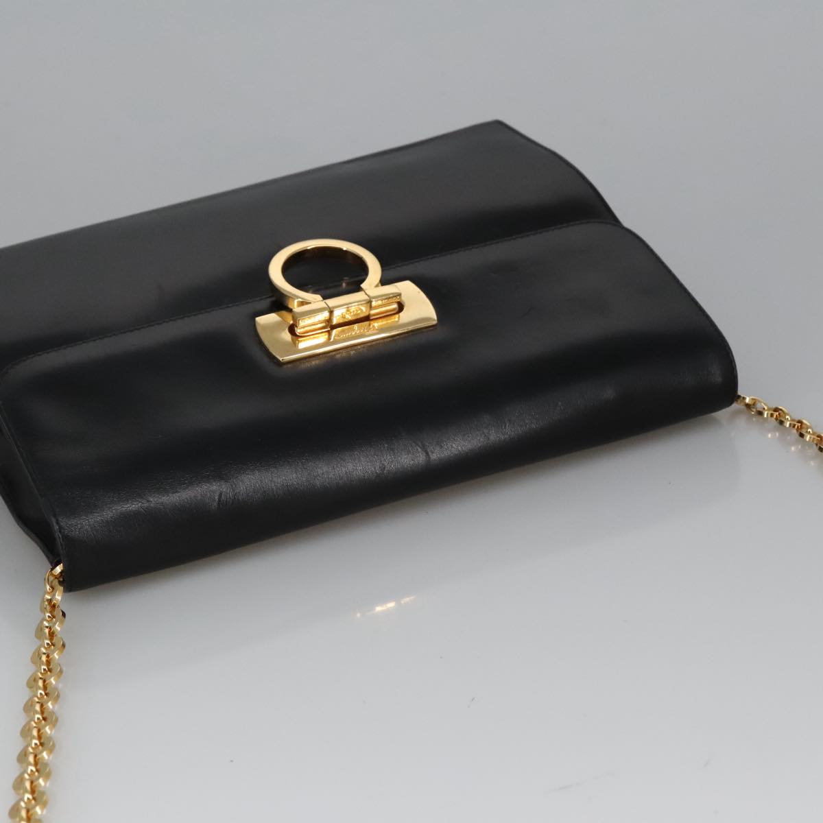 Salvatore Ferragamo Gancini Chain Shoulder Bag Leather Black Gold Auth 102075