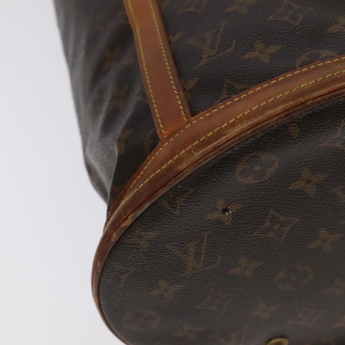 LOUIS VUITTON Monogram Bucket GM Shoulder Bag M42236 LV Auth 102096