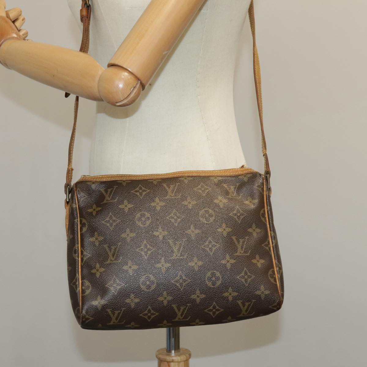 LOUIS VUITTON Monogram Tulle Lee Shoulder Bag M51348 LV Auth 102129