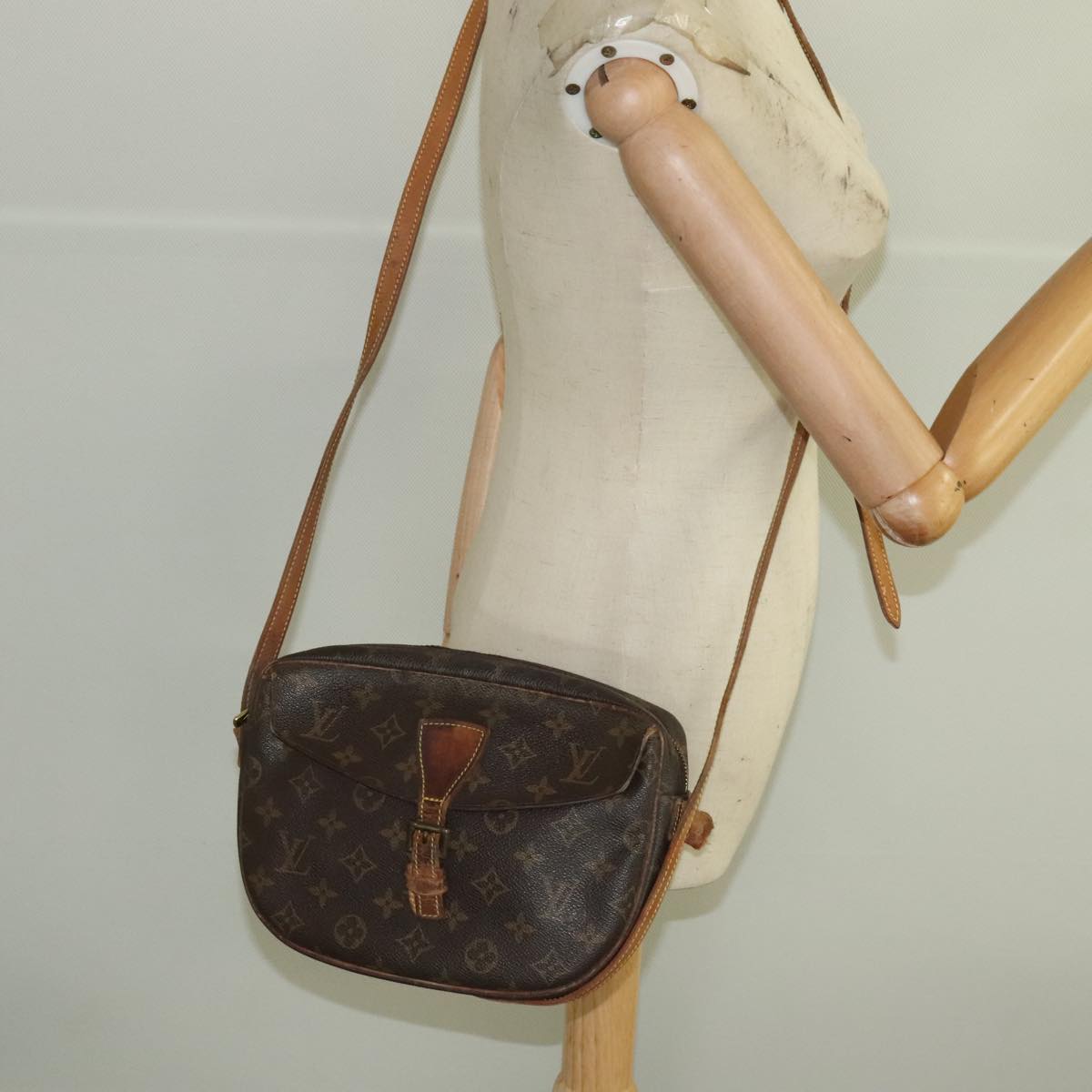 LOUIS VUITTON Monogram Jeune Fille MM Shoulder Bag M51226 LV Auth 102133