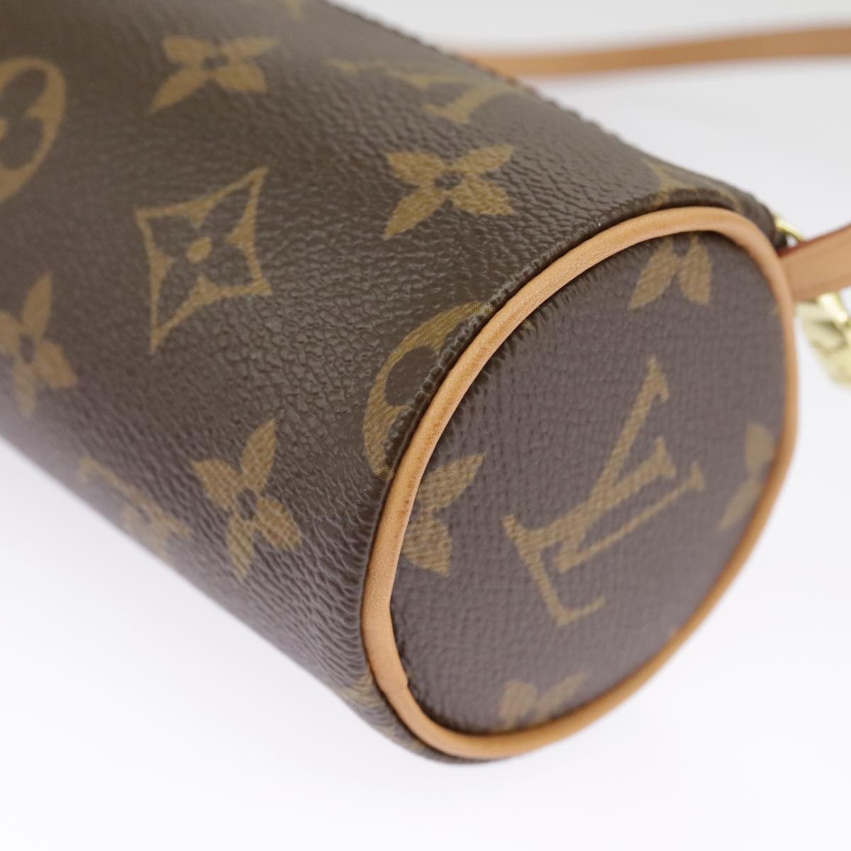 LOUIS VUITTON Monogram Papillon Pouch LV Auth 102146