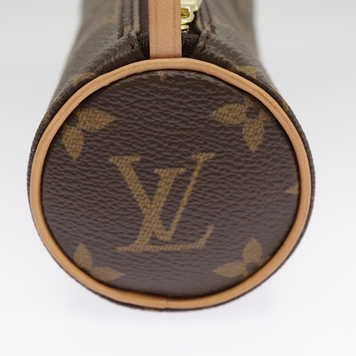 LOUIS VUITTON Monogram Papillon Pouch LV Auth 102146