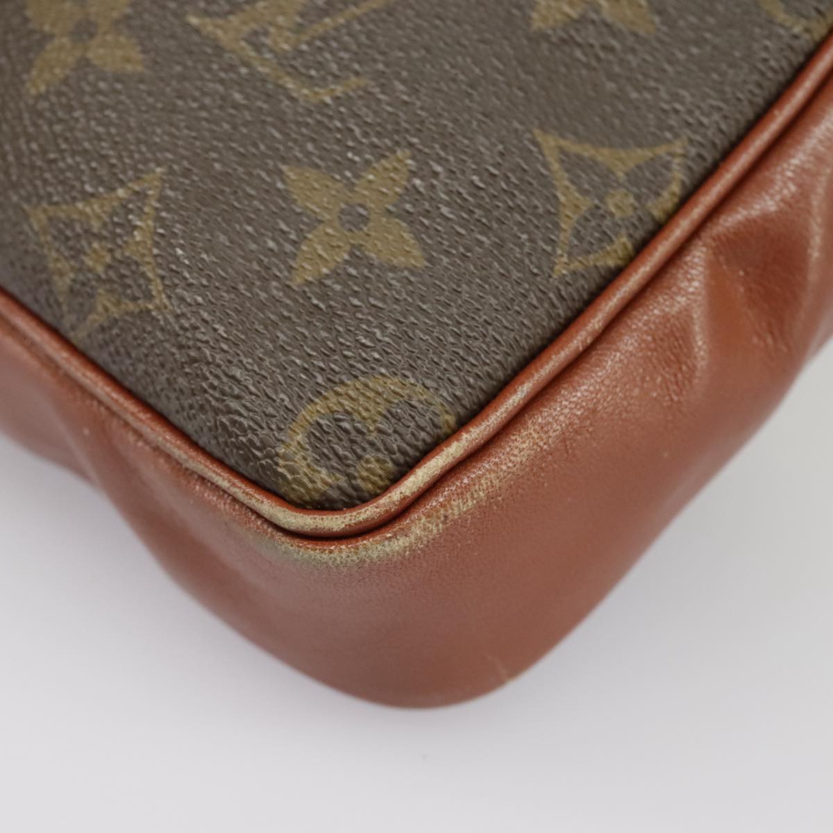 LOUIS VUITTON Monogram Pochette Sports Clutch Bag No.183 LV Auth 102211