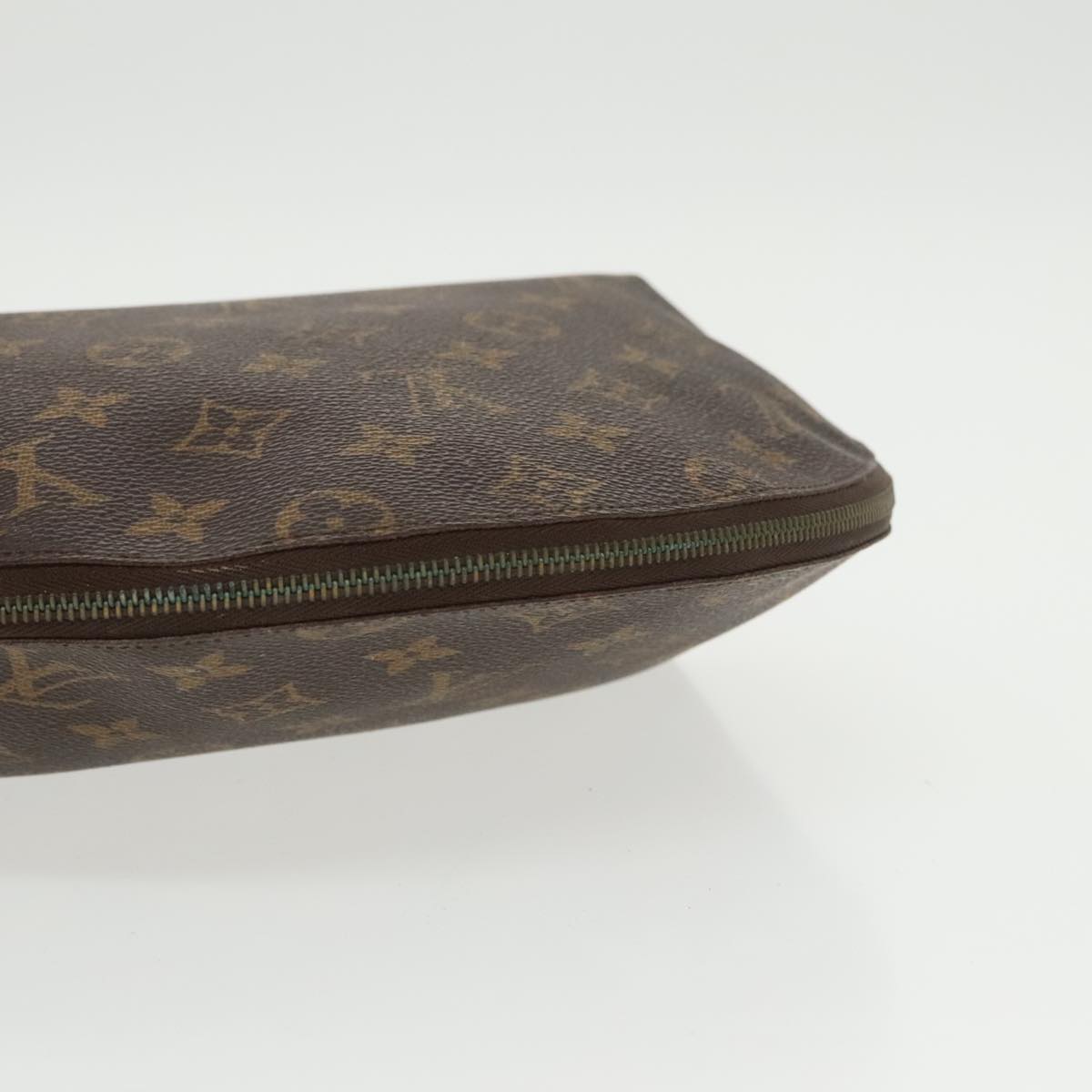 LOUIS VUITTON Monogram Trousse Demi Ronde Cosmetic Pouch M47520 LV Auth 102214