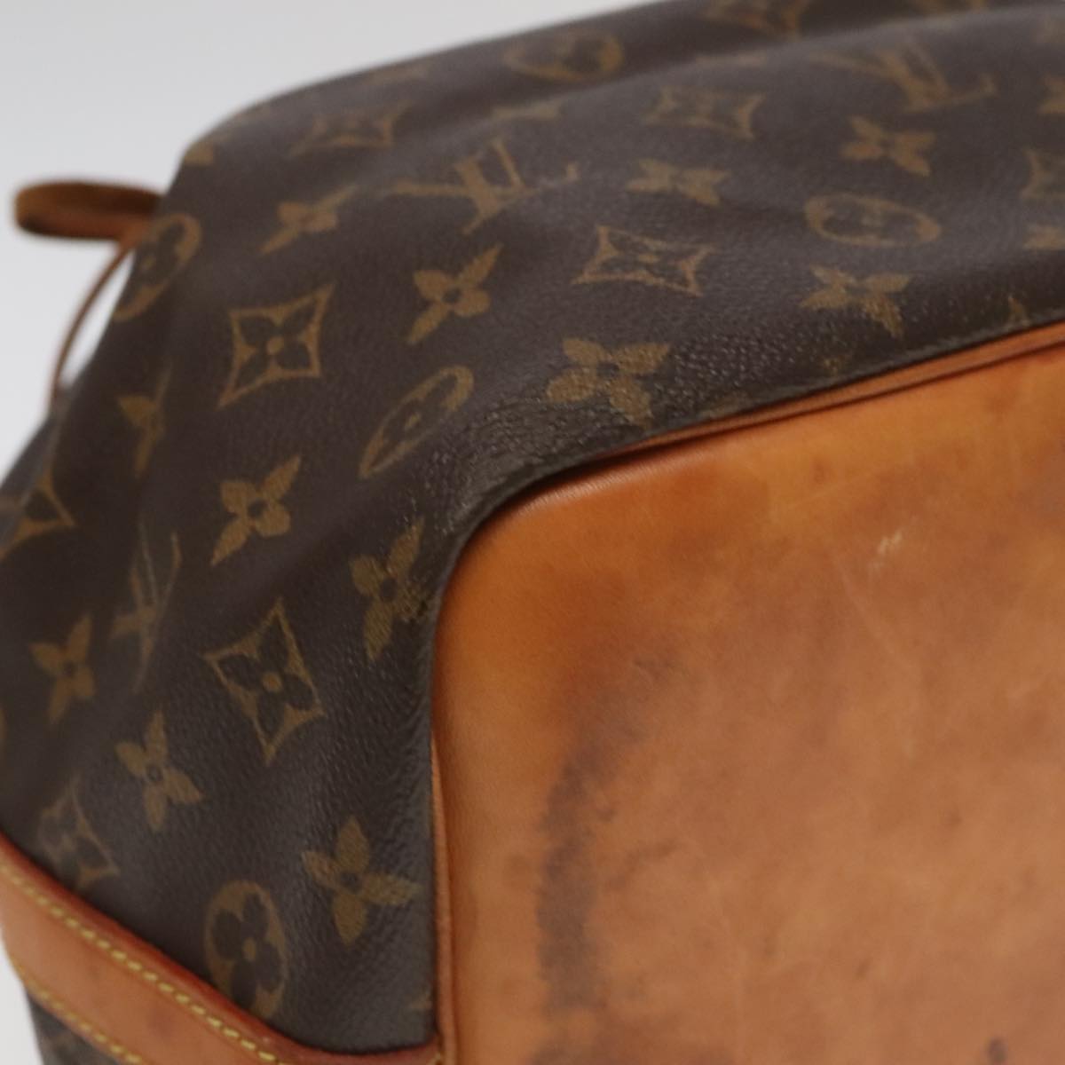 LOUIS VUITTON Monogram Petit Noe Shoulder Bag M42226 LV Auth 102260