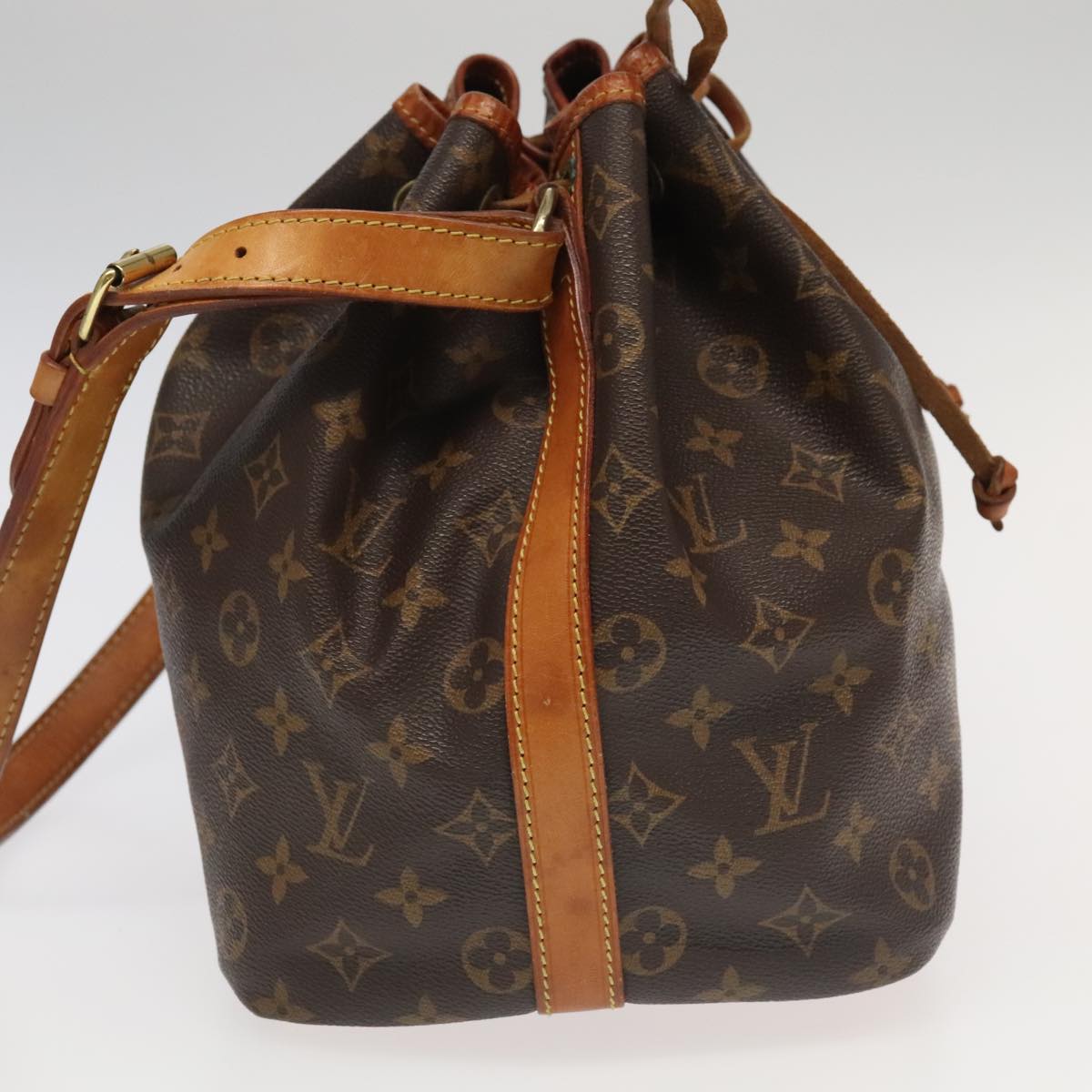 LOUIS VUITTON Monogram Petit Noe Shoulder Bag M42226 LV Auth 102260