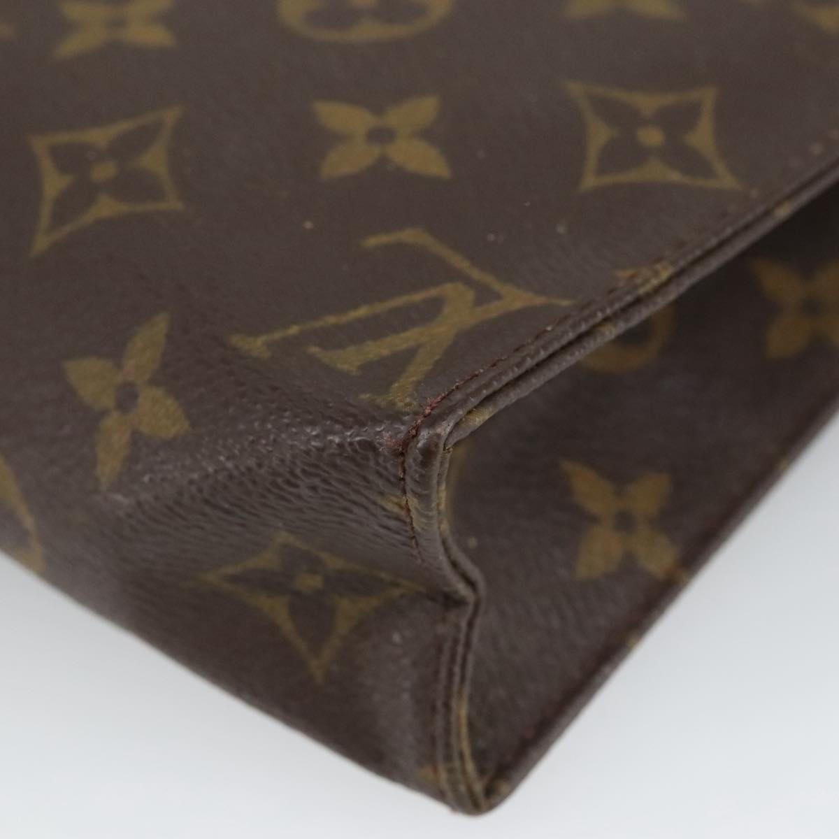 LOUIS VUITTON Monogram Poche Toilette 19 Pouch M47544 LV Auth 102290