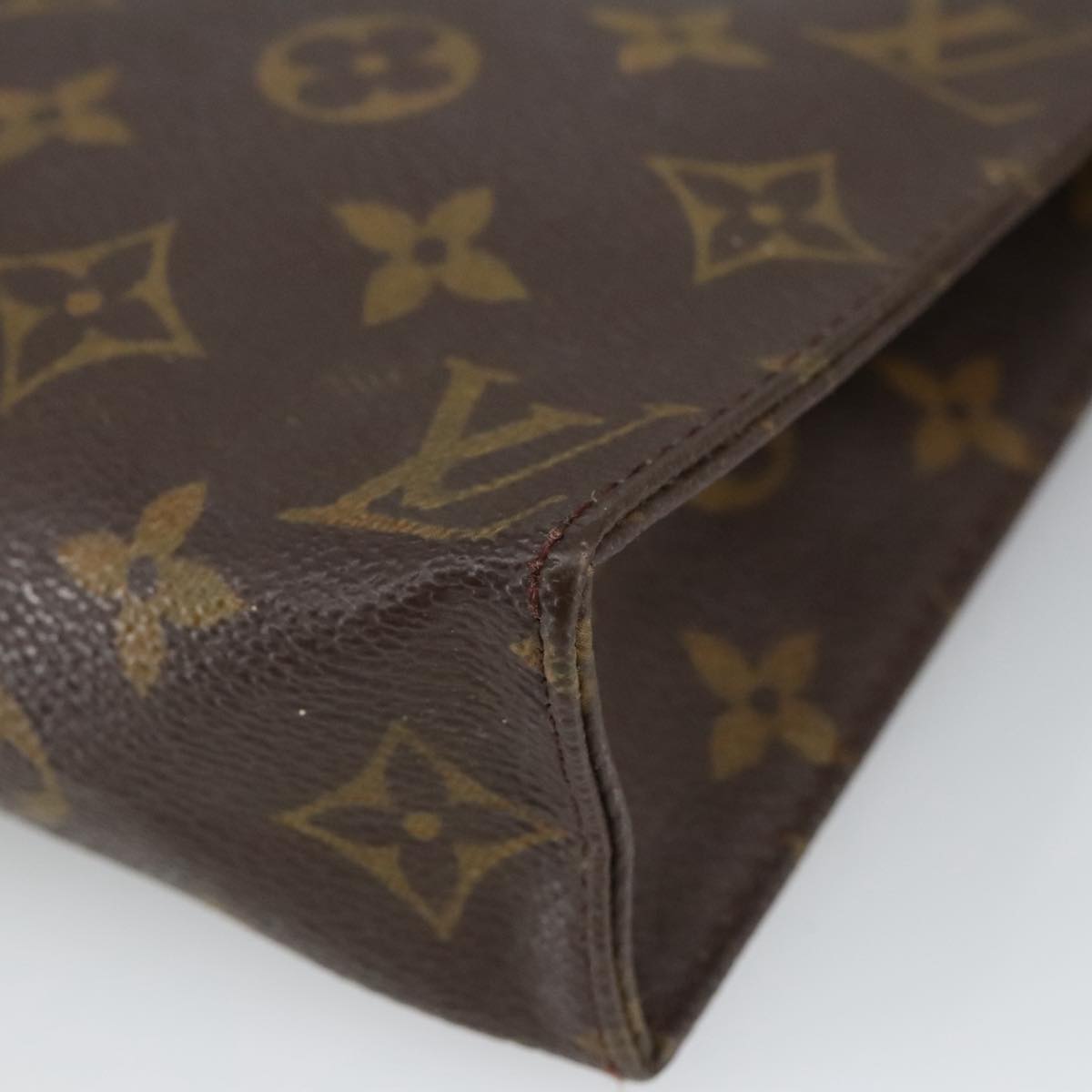 LOUIS VUITTON Monogram Poche Toilette 19 Pouch M47544 LV Auth 102290